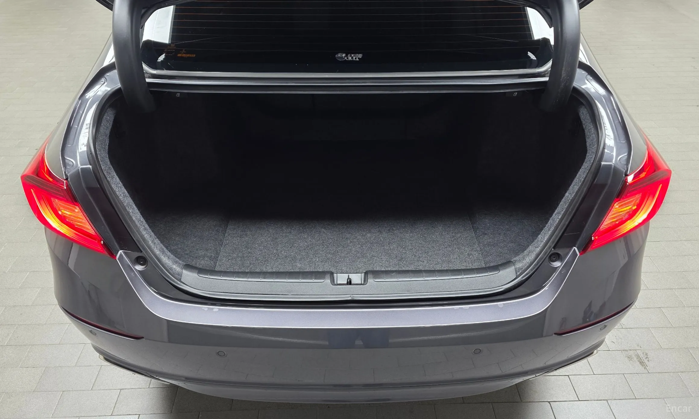 Honda Accord 10th Generation превью 17