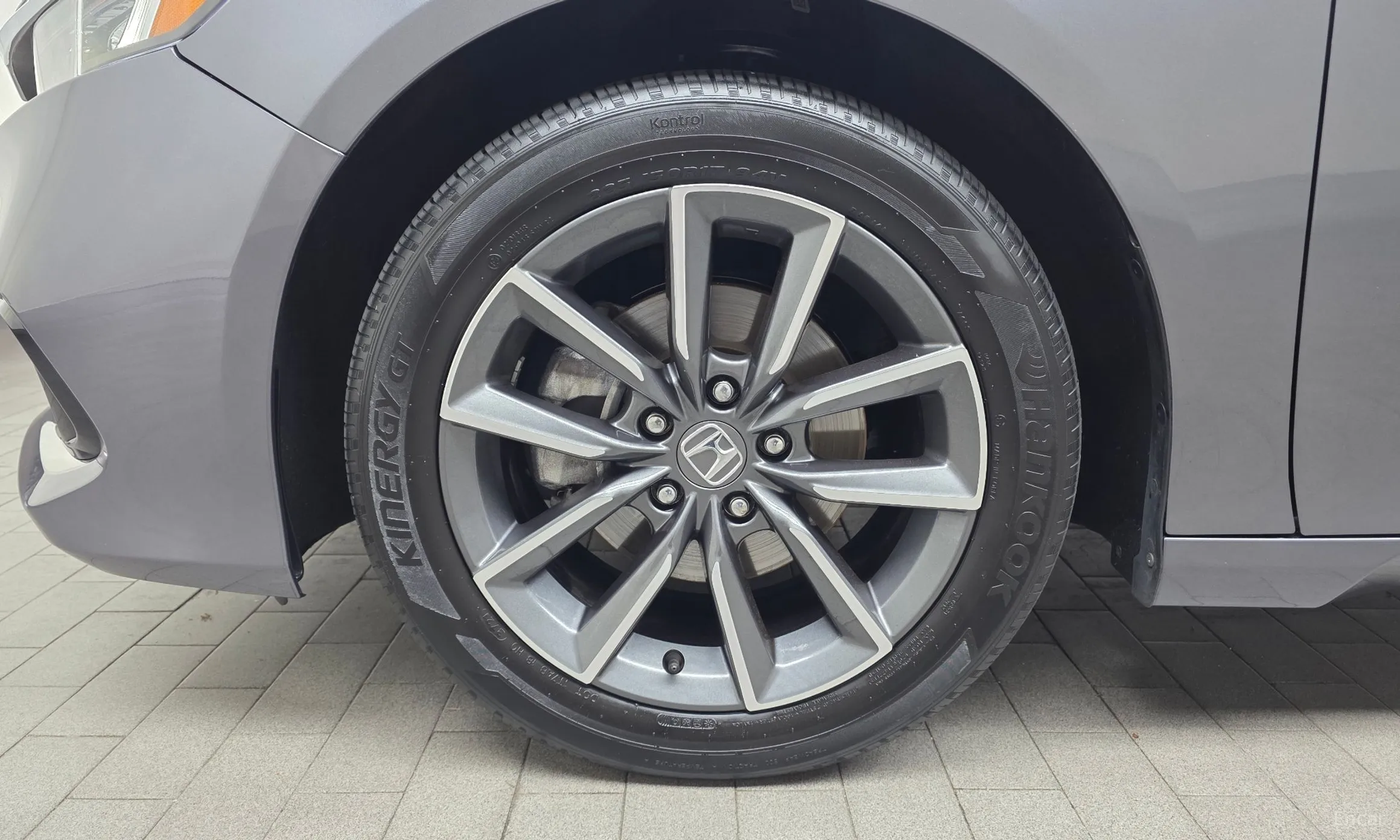 Honda Accord 10th Generation превью 5