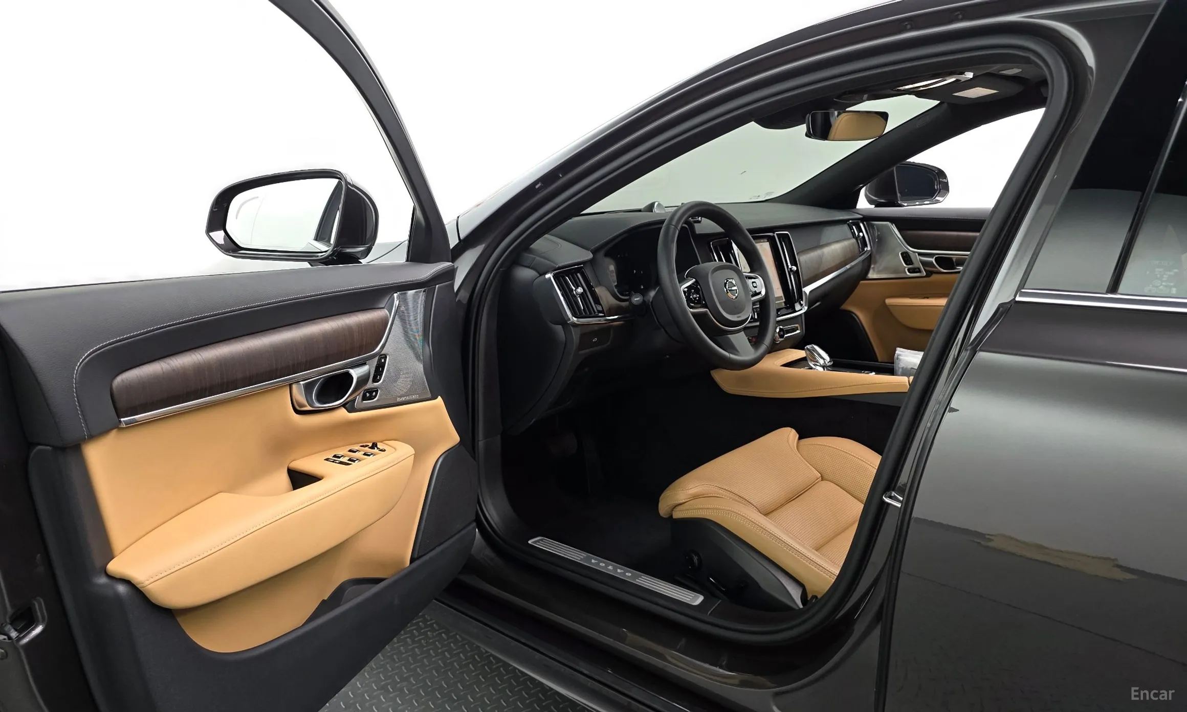 Volvo S90 превью 10