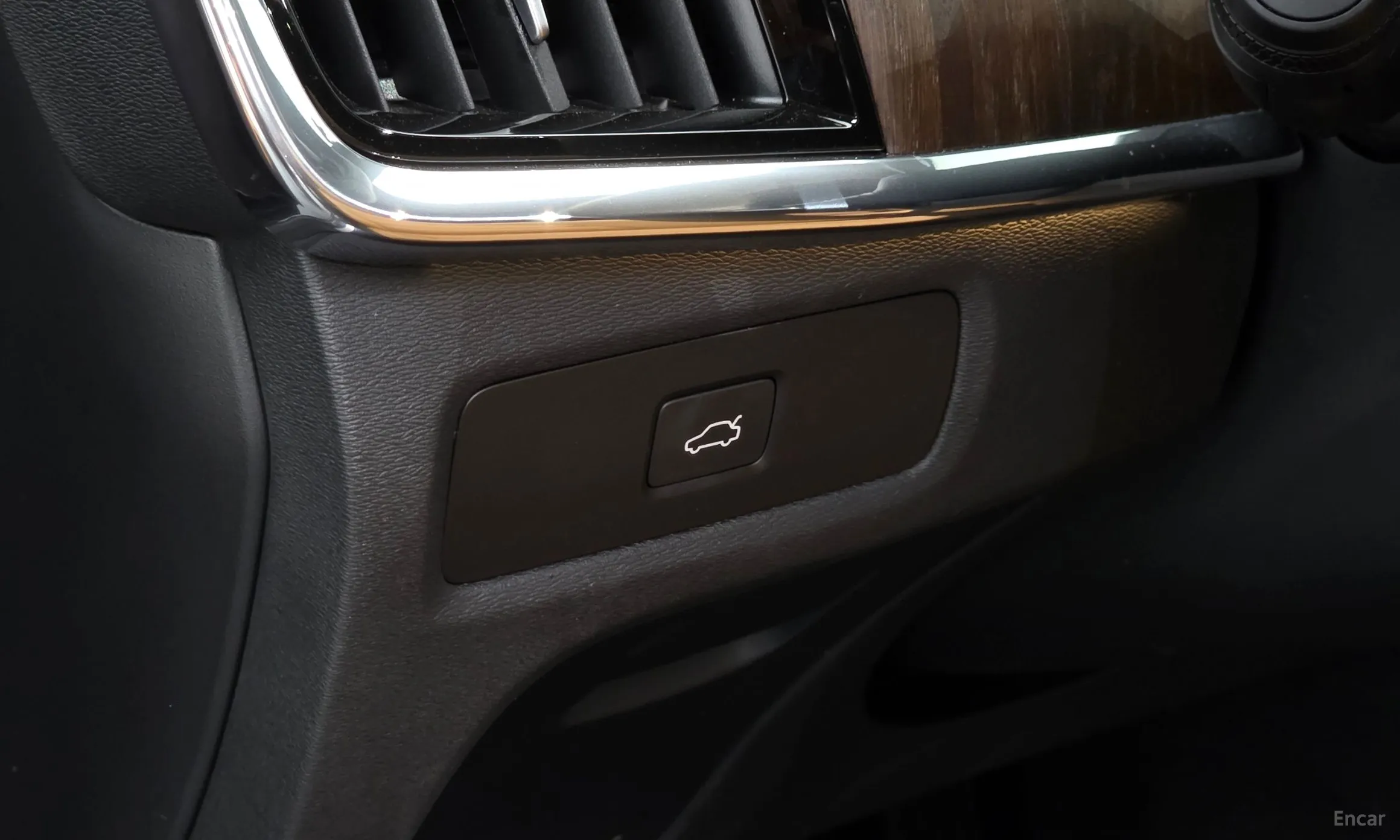 Volvo S90 превью 15