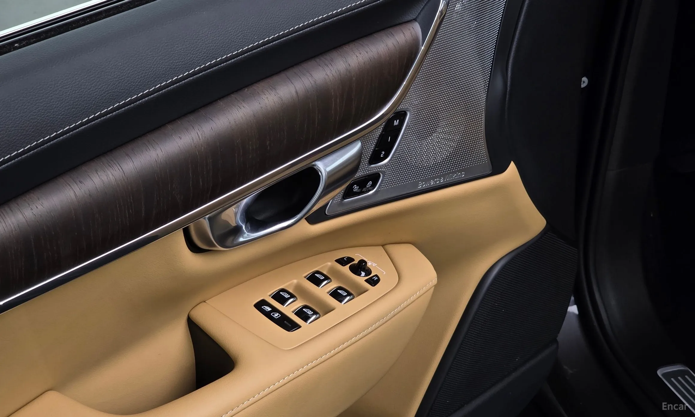 Volvo S90 превью 16
