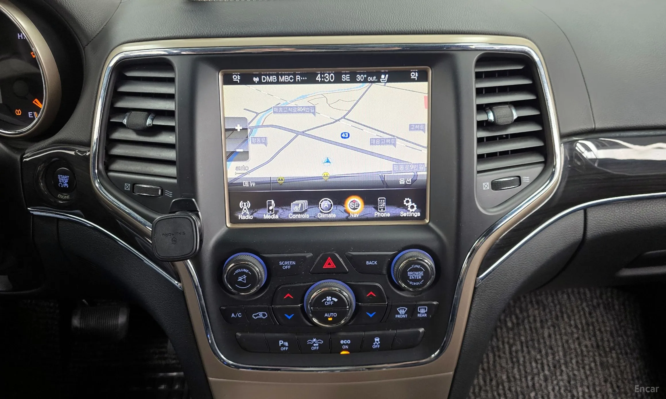 Jeep Grand Cherokee превью 14