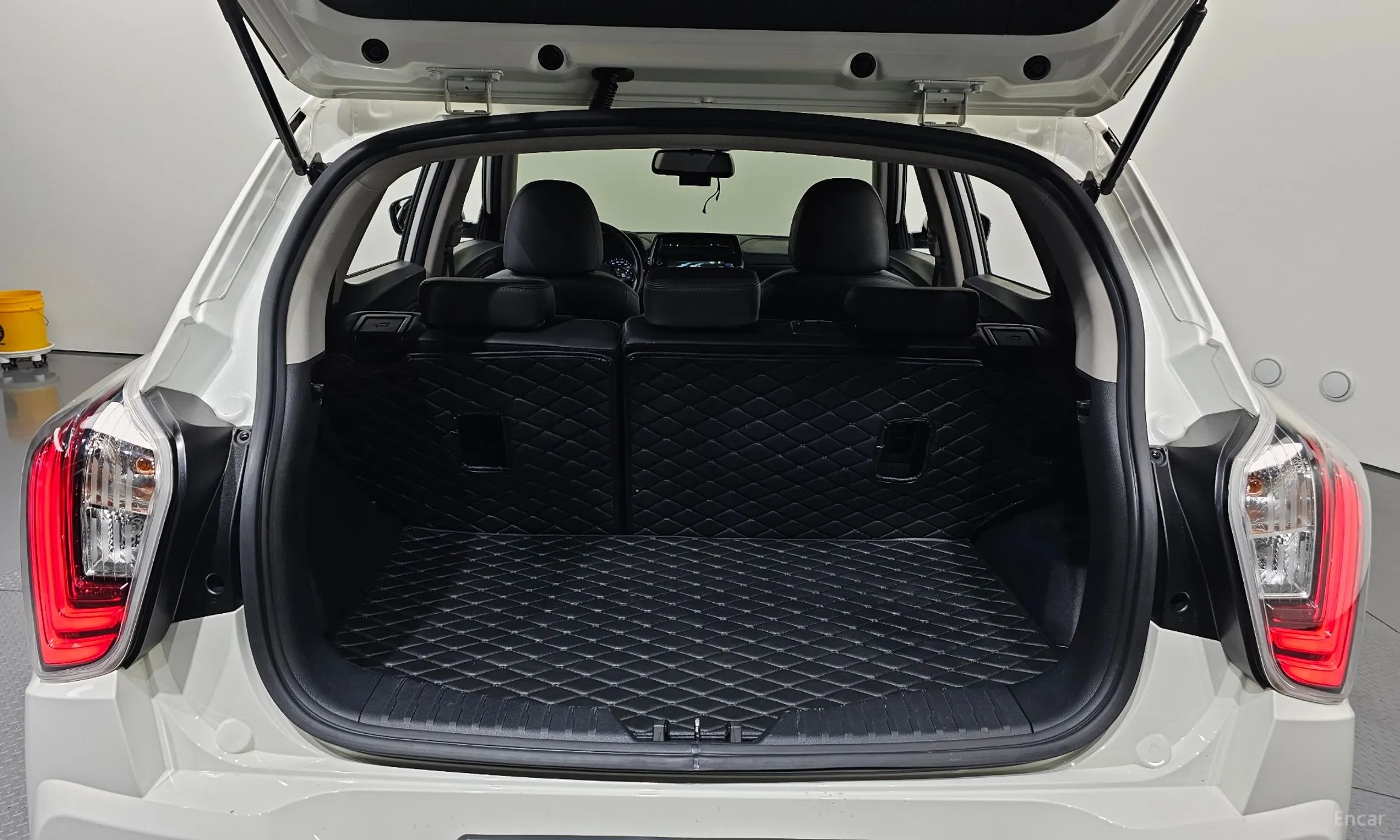 KG Mobility (SsangYong) Berry New Tivoli превью 20