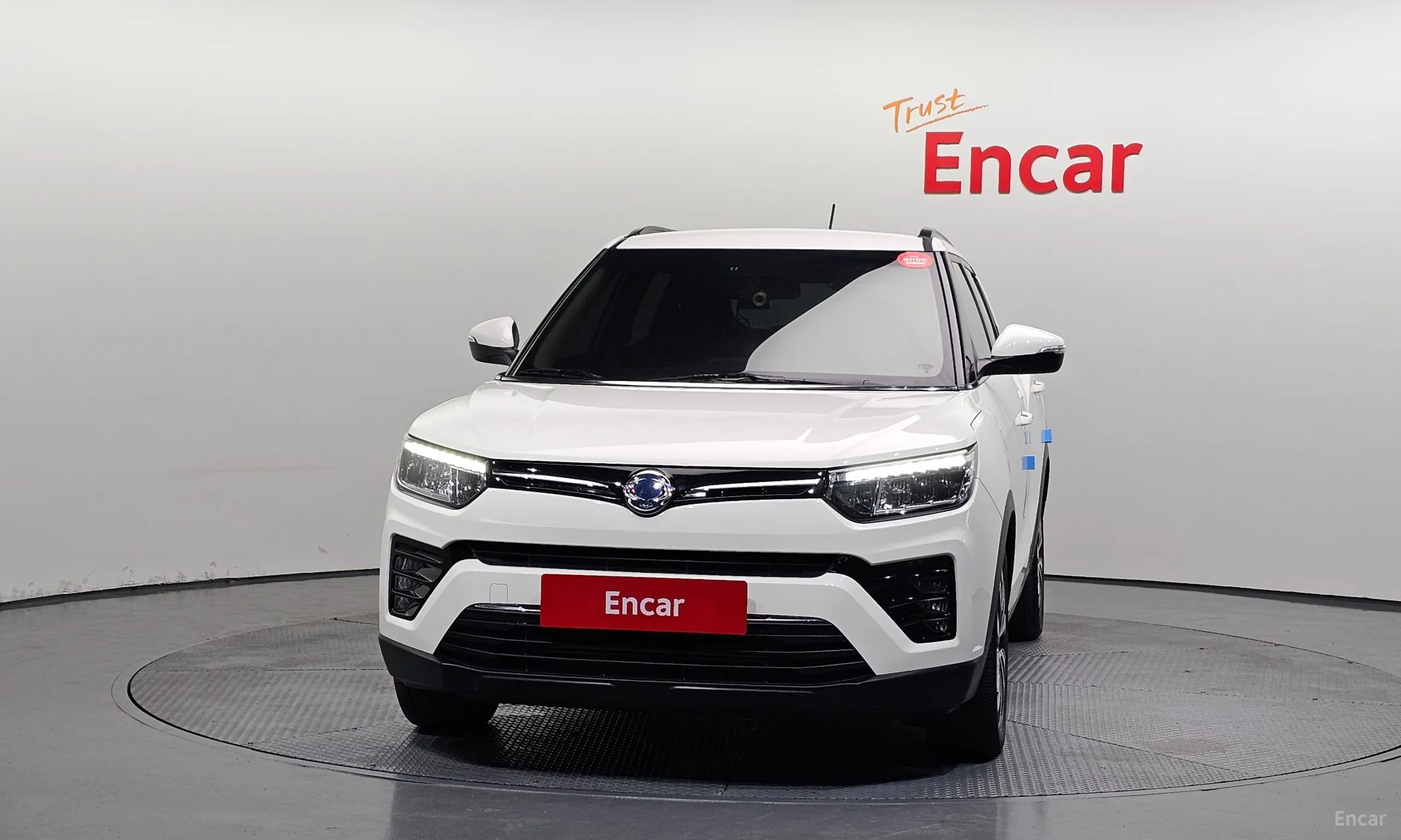 KG Mobility (SsangYong) Berry New Tivoli превью 3