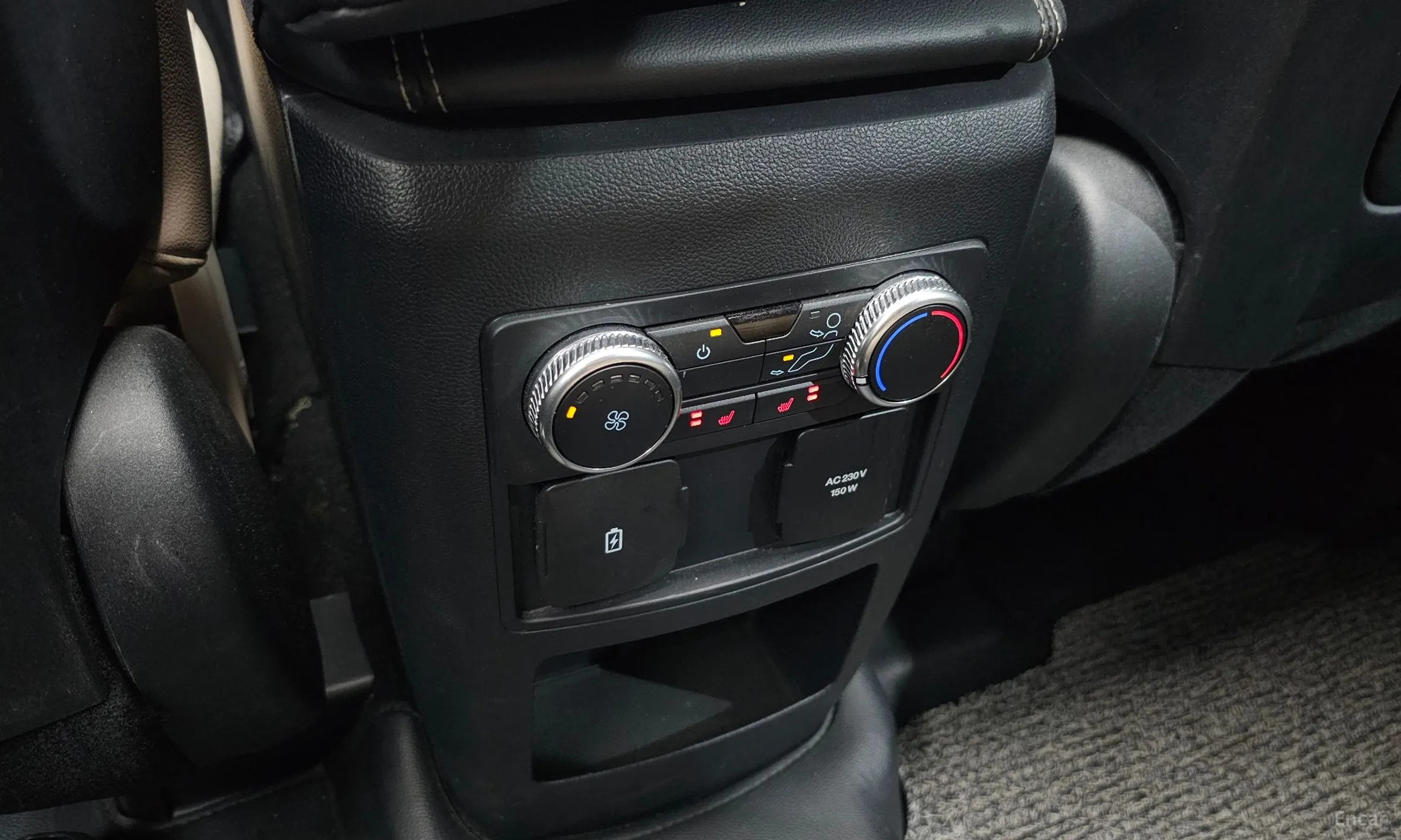 Ford Explorer 6th Generation превью 19