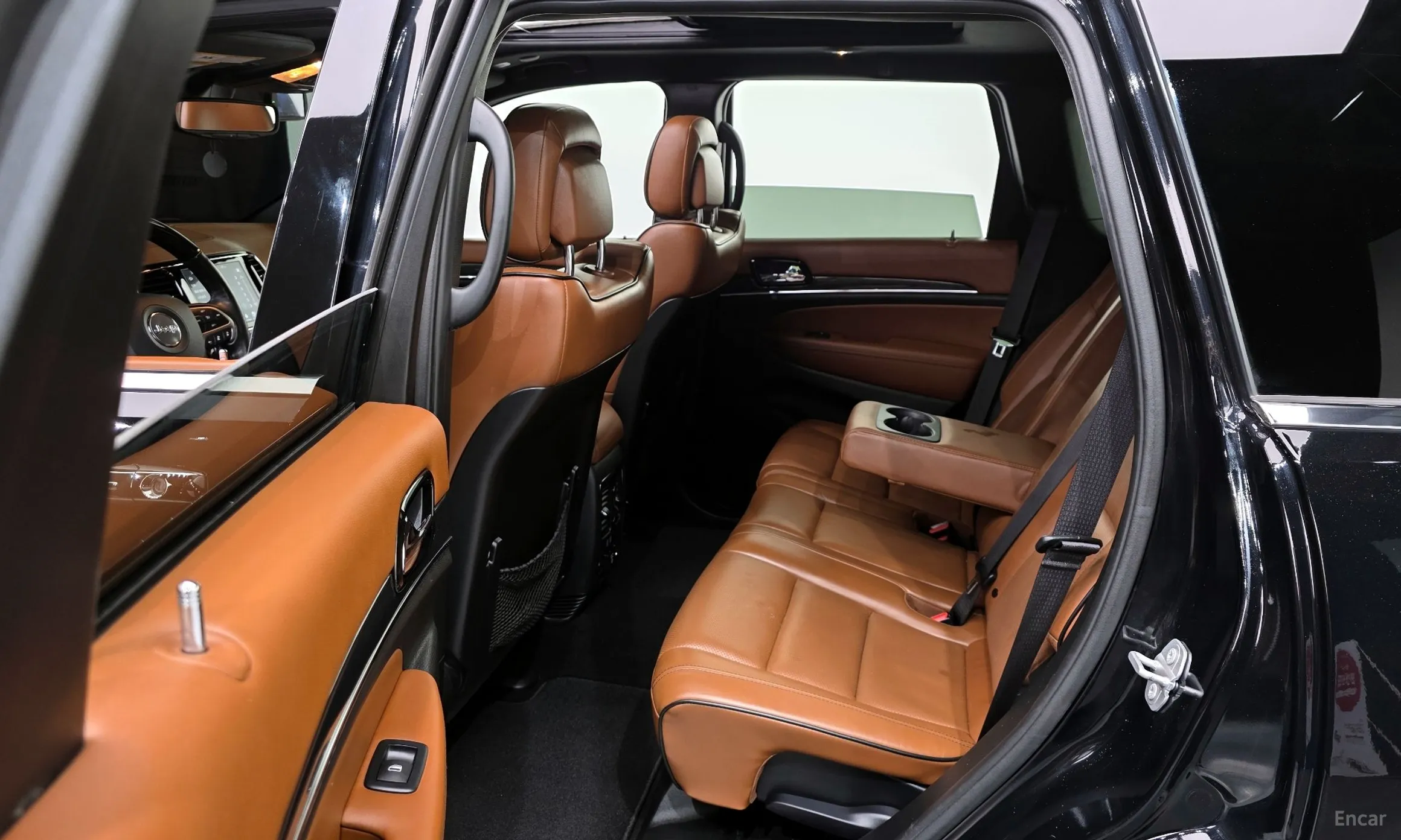 Jeep Grand Cherokee превью 16