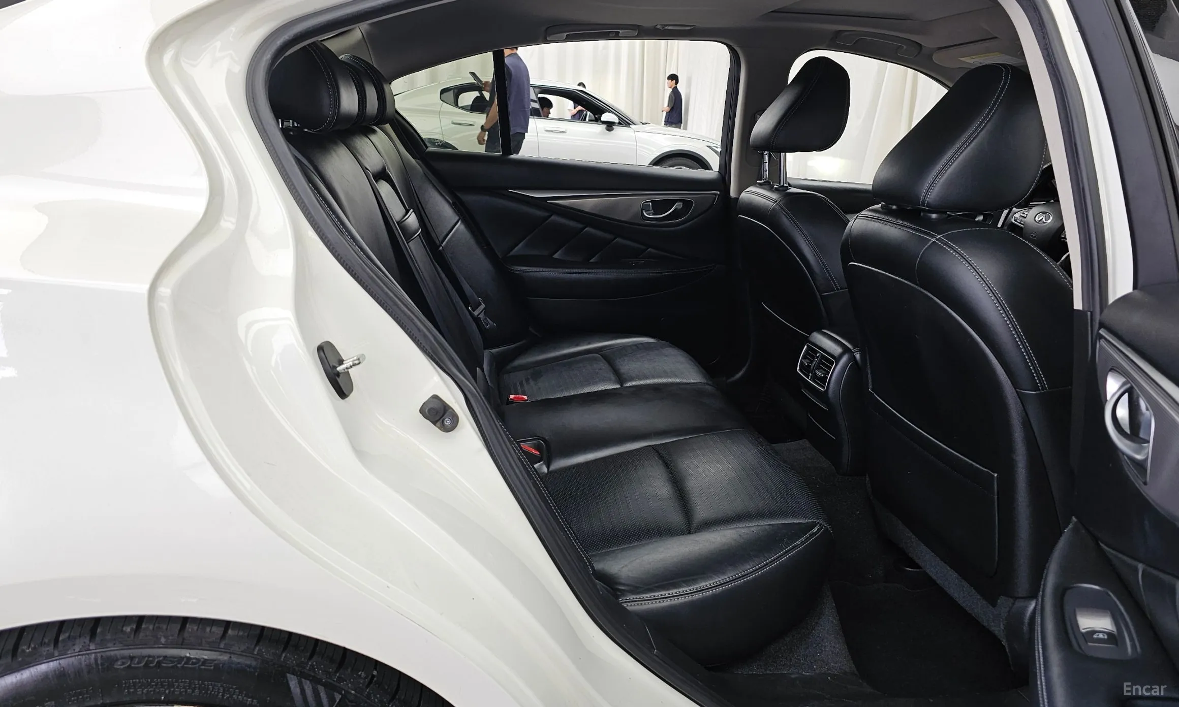 Infiniti Q50 превью 12