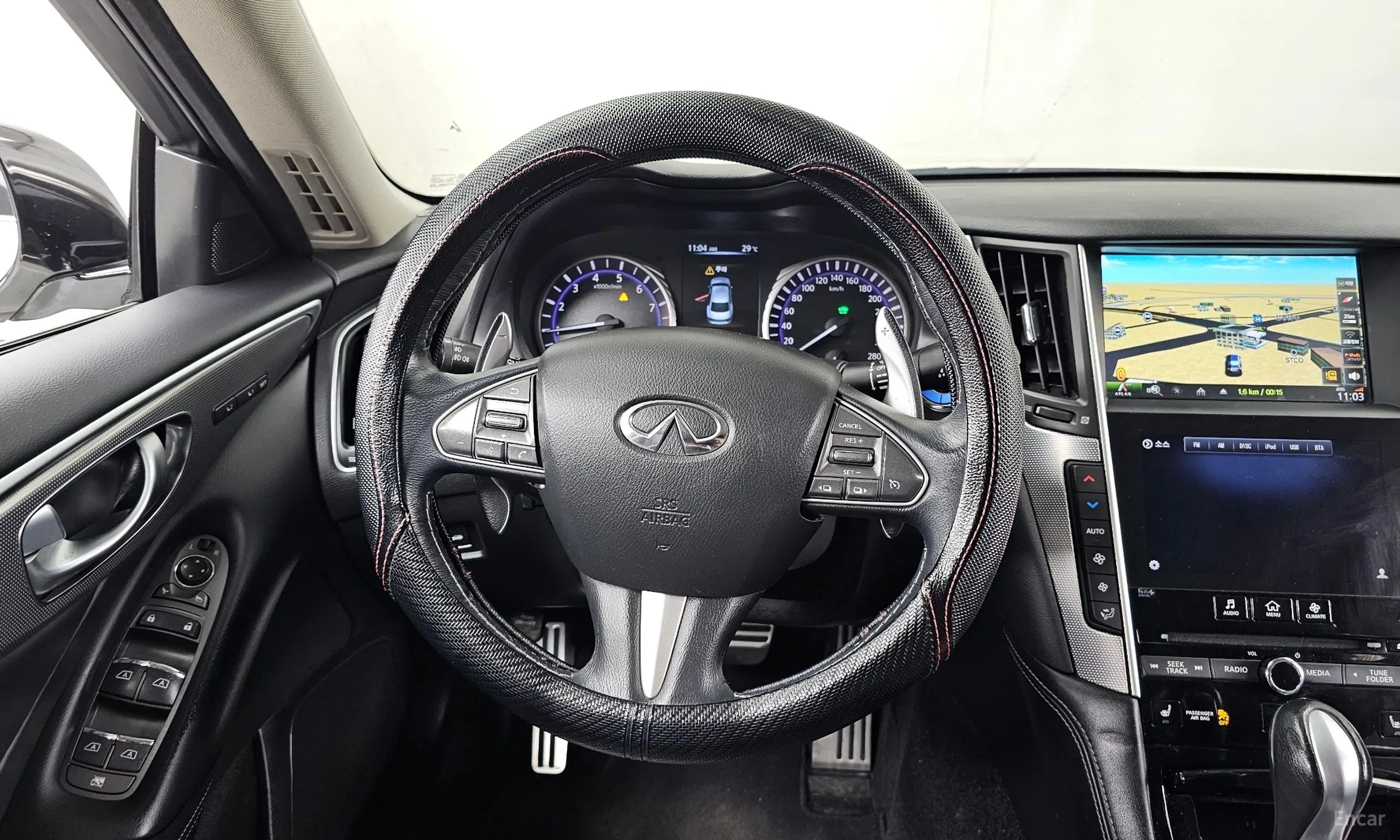 Infiniti Q50 превью 13