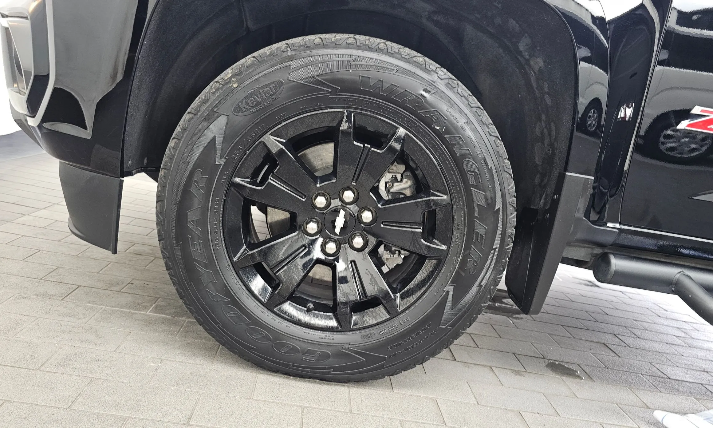 Chevrolet (GM Daewoo) Real New Colorado превью 5