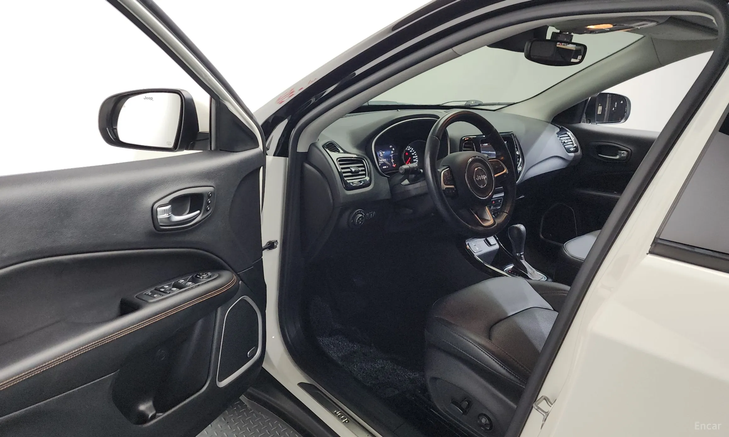 Jeep Compass 2nd Generation превью 10