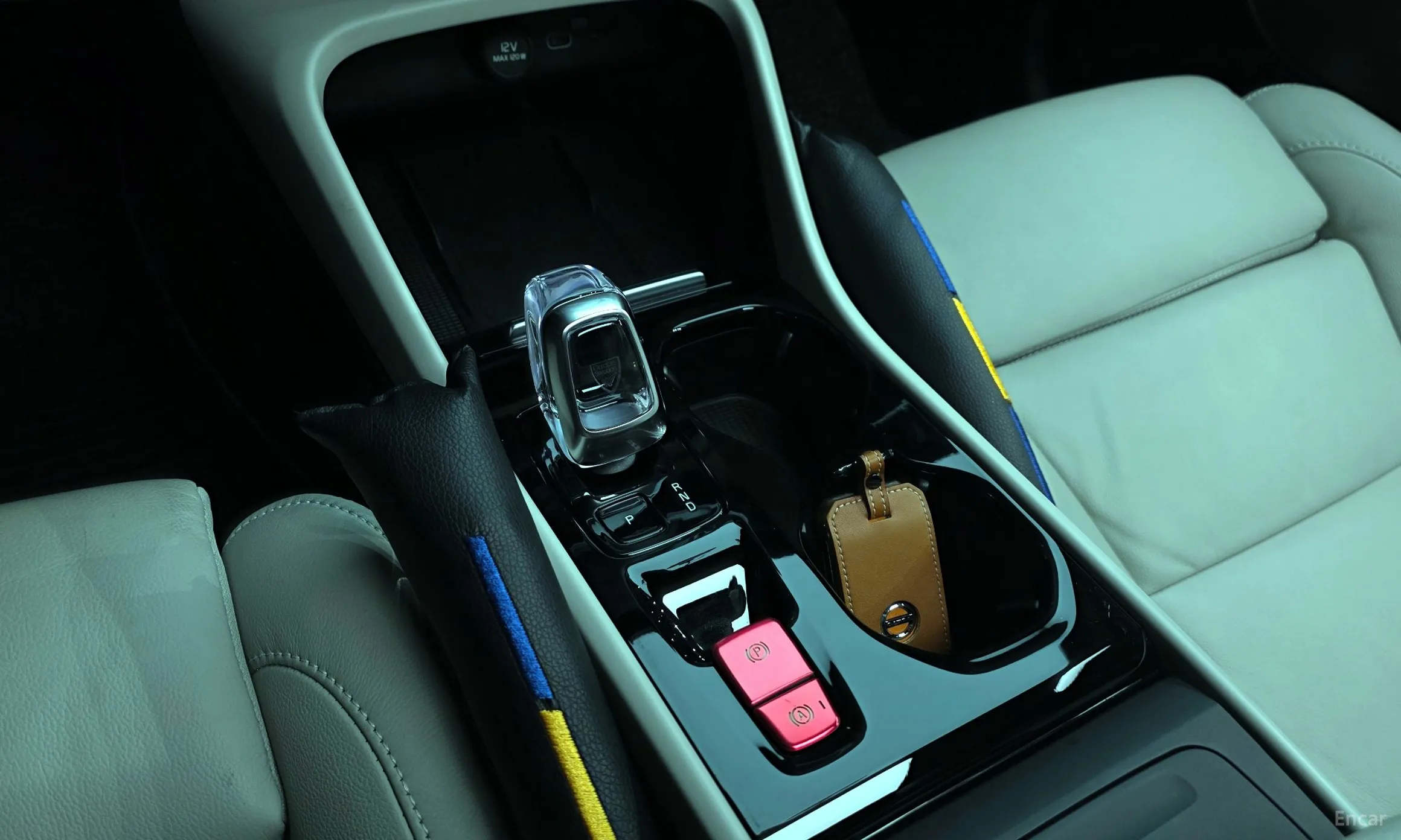 Volvo XC40 превью 9