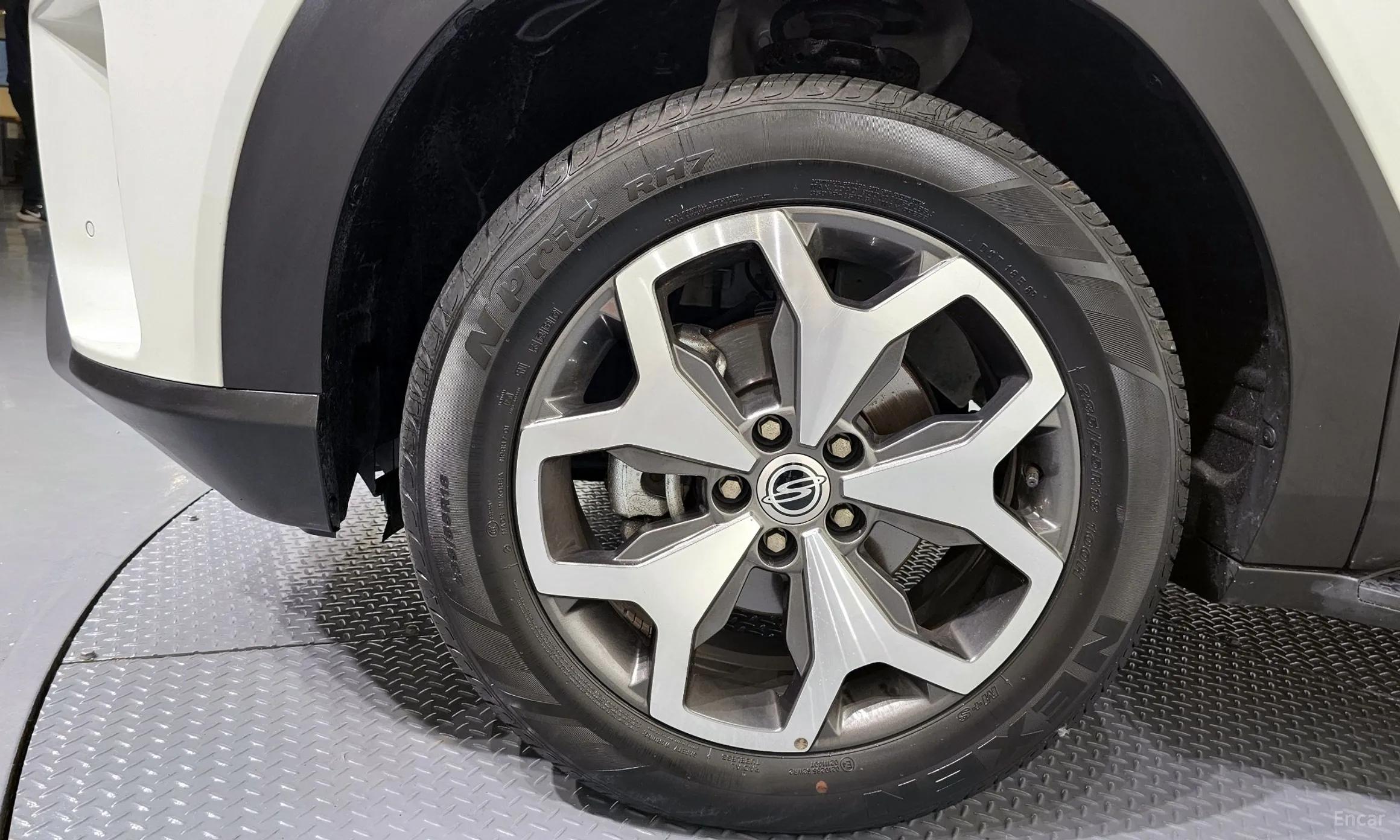 KG Mobility (SsangYong) Torres превью 5