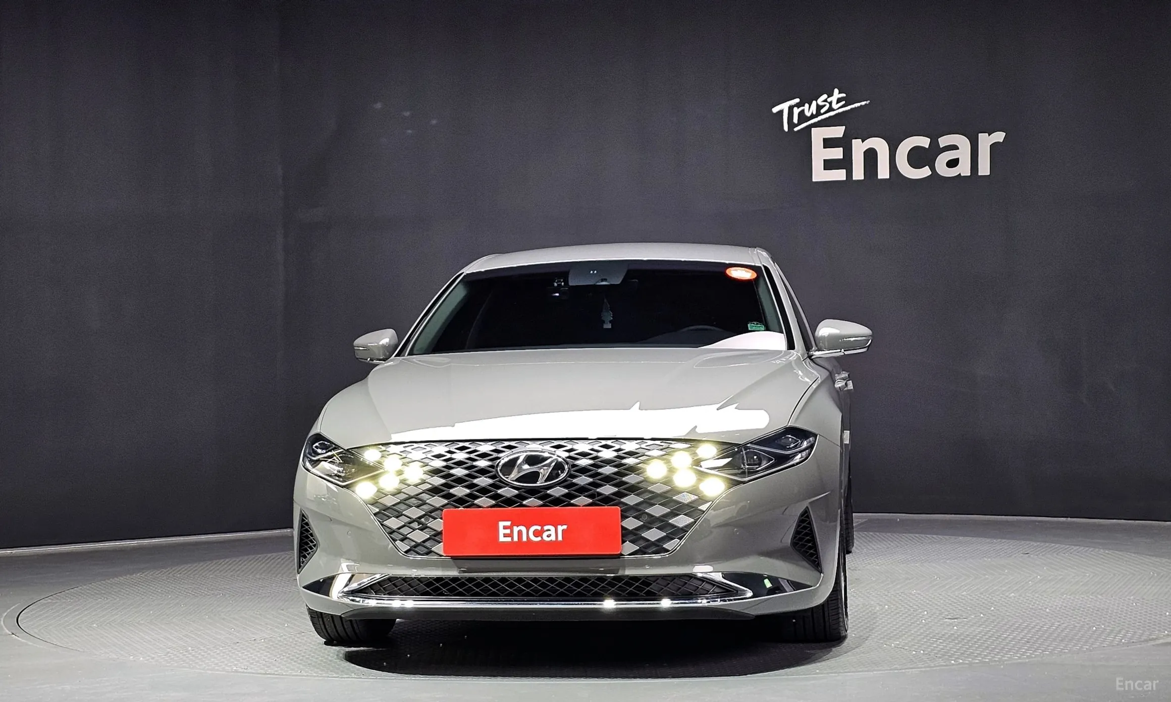 Hyundai Grandeur IG превью 3