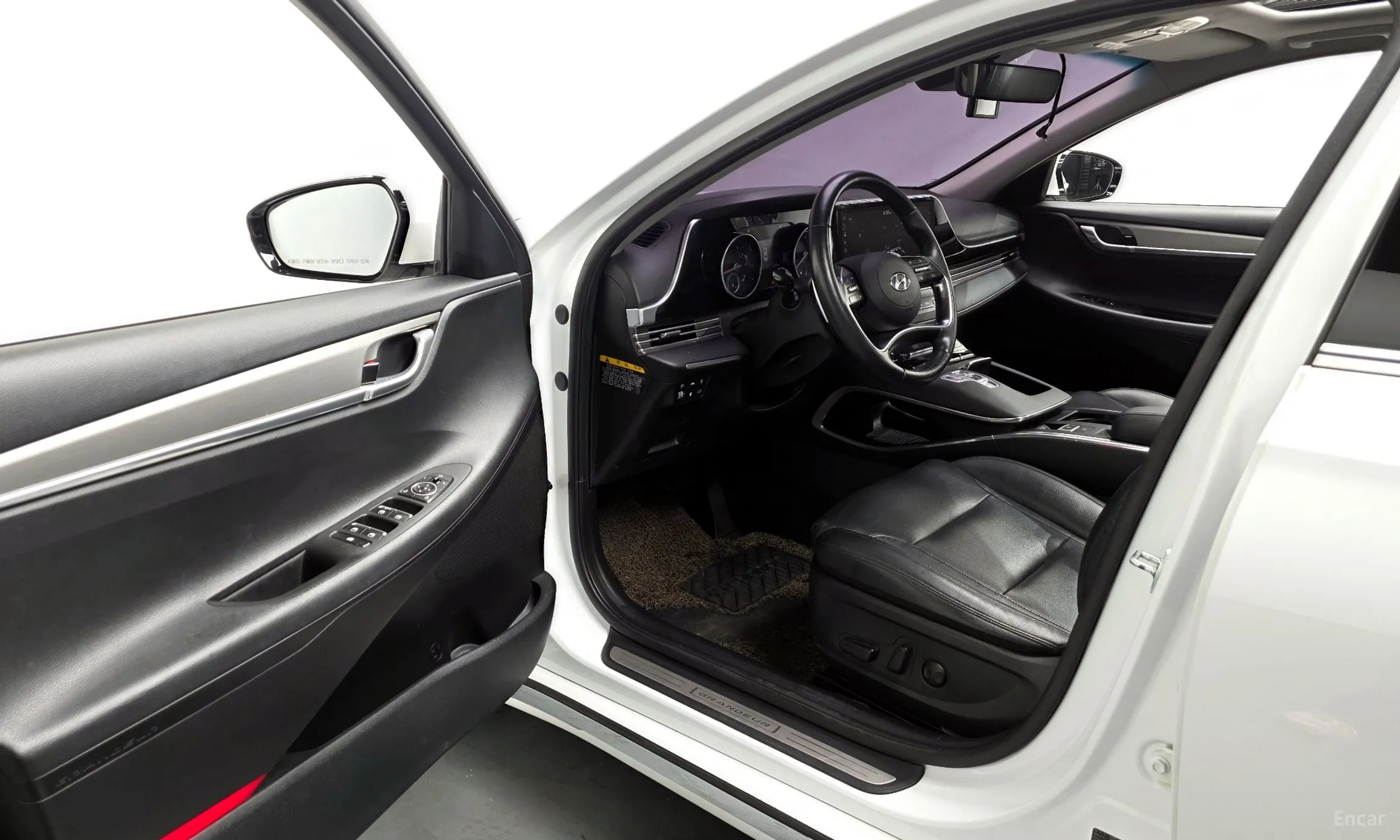 Hyundai Grandeur IG превью 10