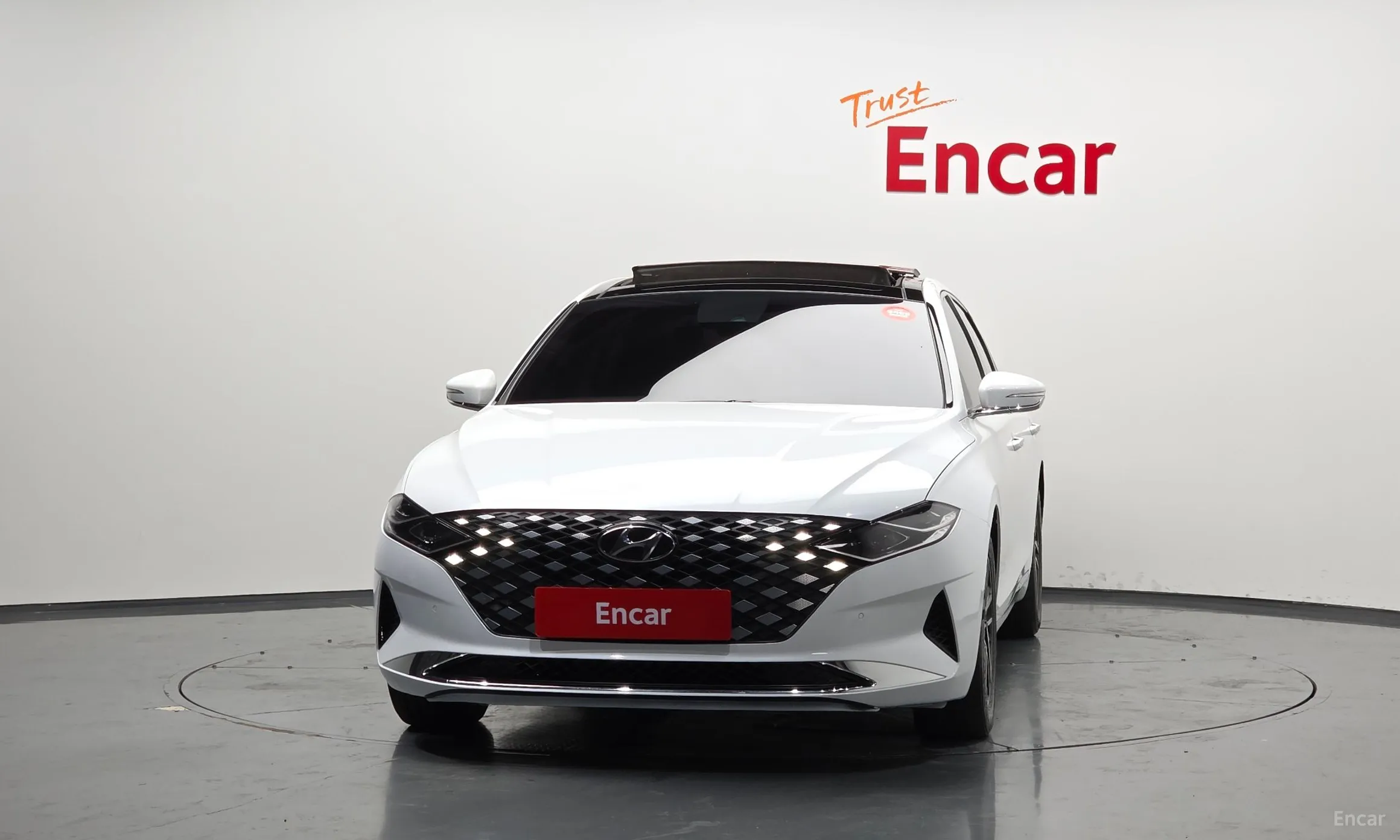 Hyundai Grandeur IG превью 3