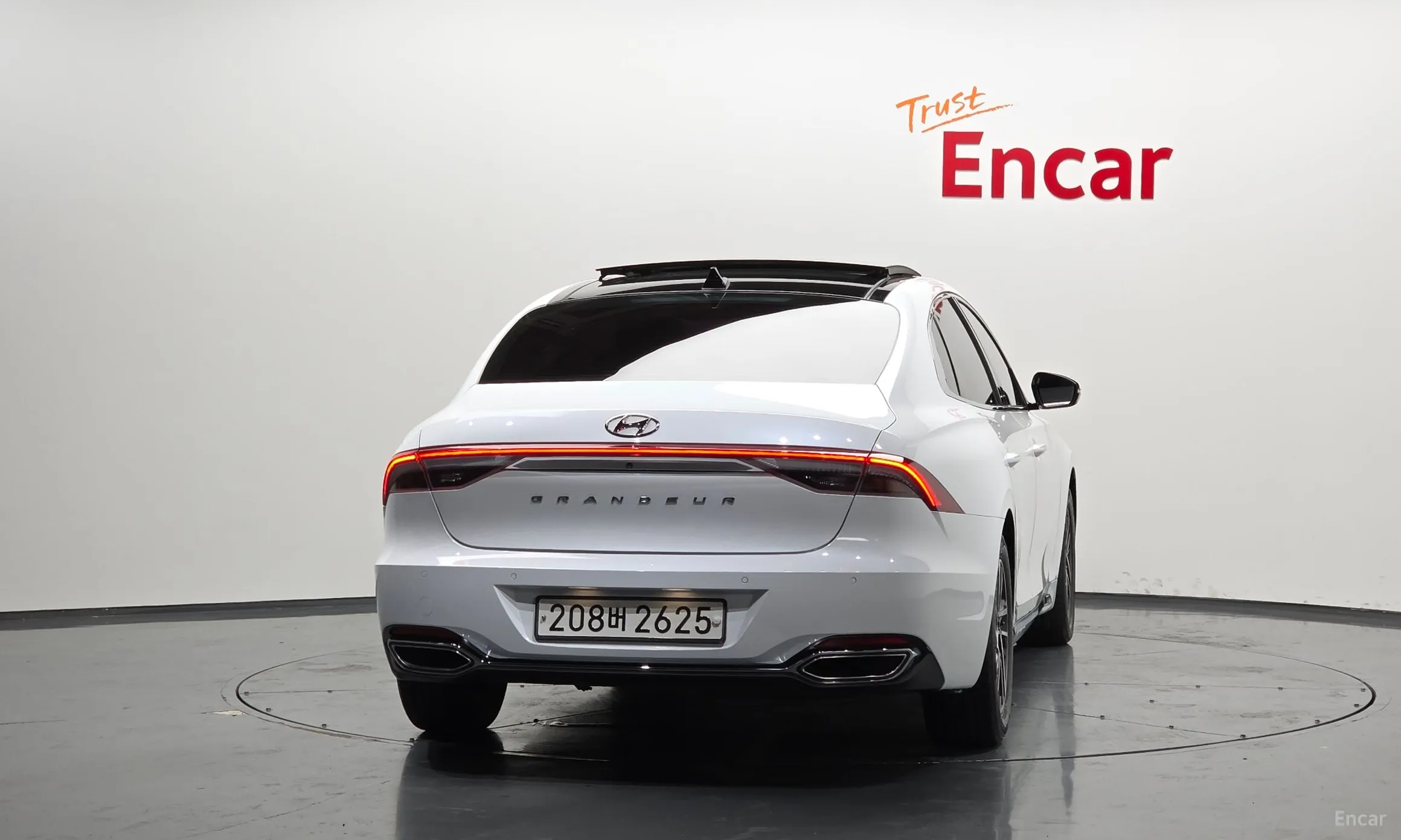 Hyundai Grandeur IG превью 4