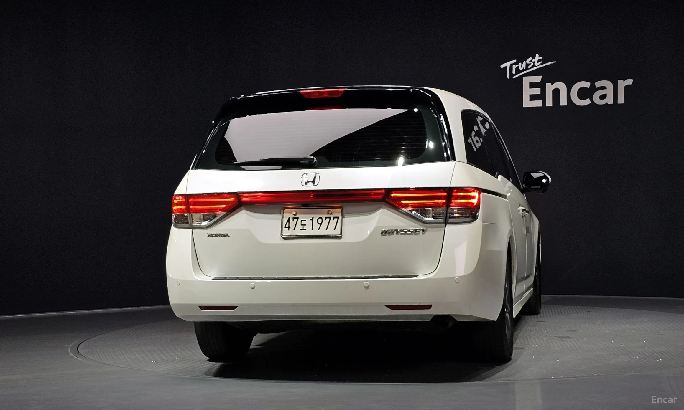 Honda Odyssey превью 4