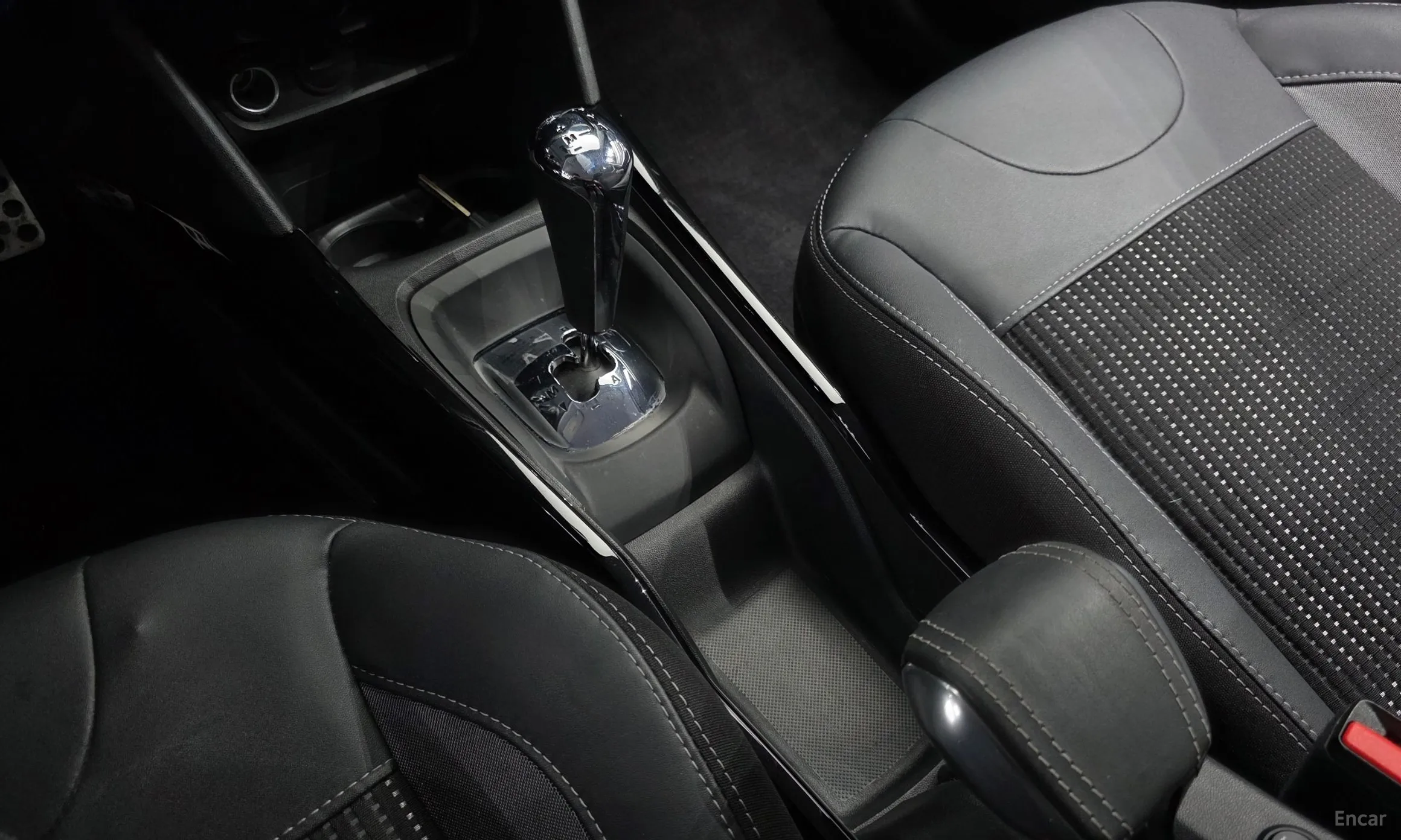 Peugeot 2008. превью 9