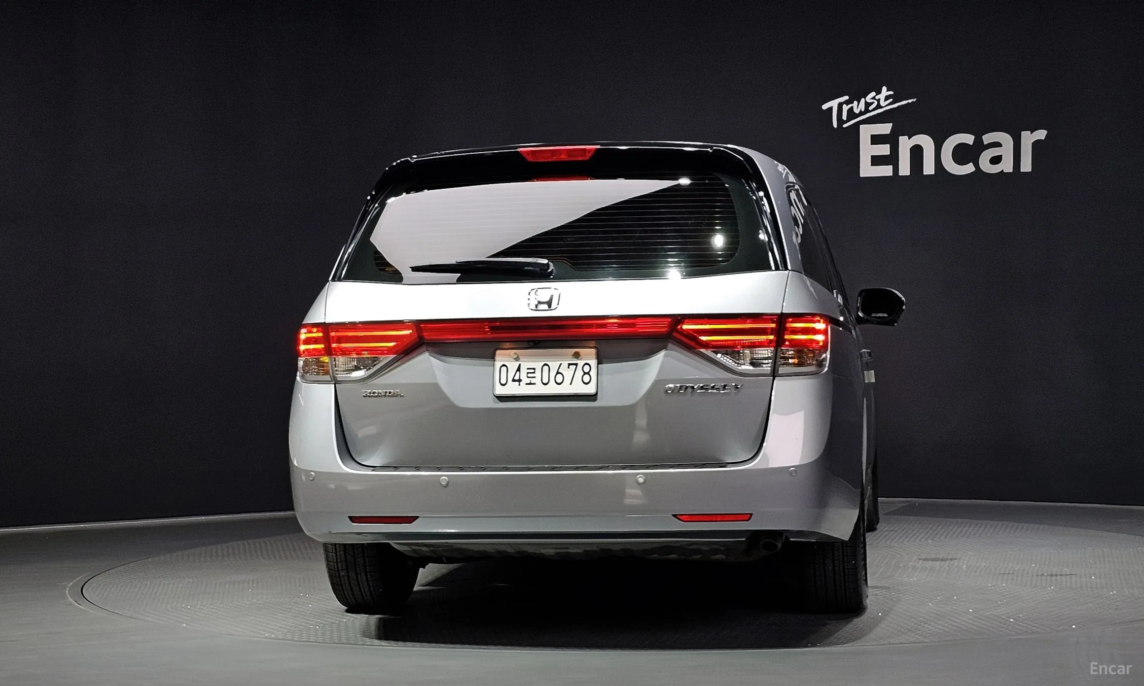Honda Odyssey превью 4