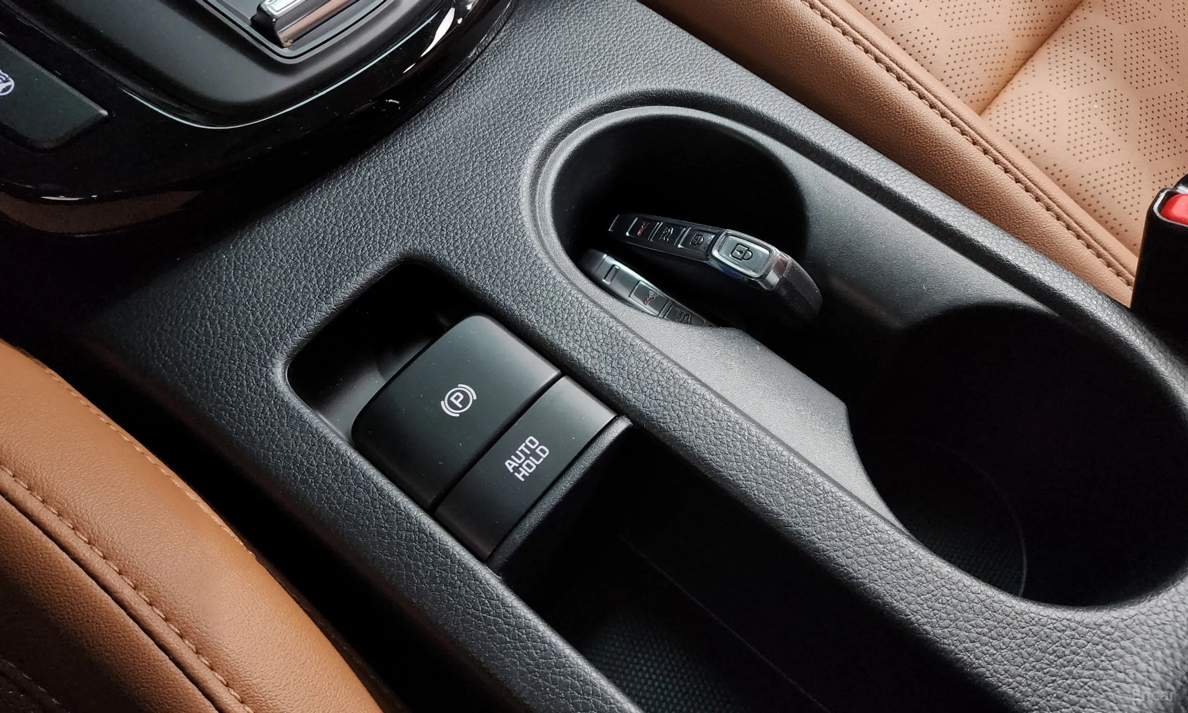 Kia Seltos превью 15