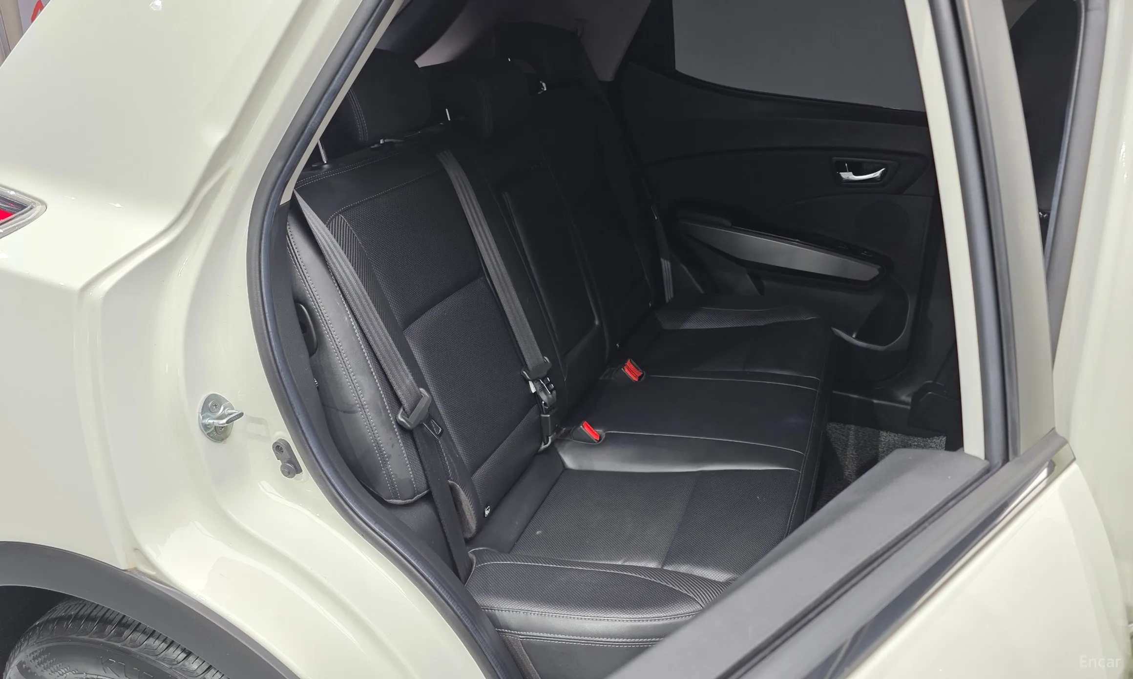 KG Mobility (SsangYong) Berry New Tivoli превью 11