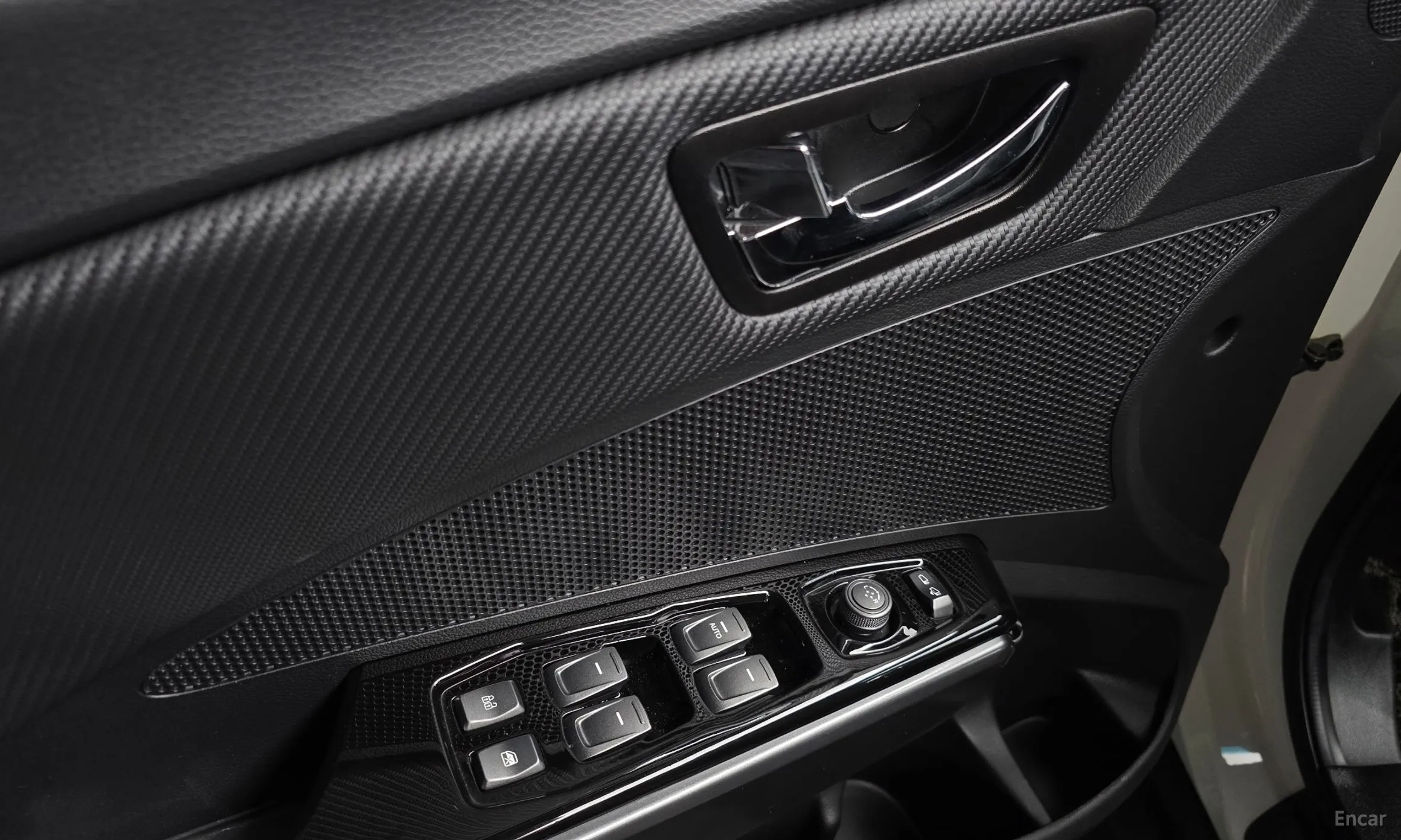 KG Mobility (SsangYong) Berry New Tivoli превью 13