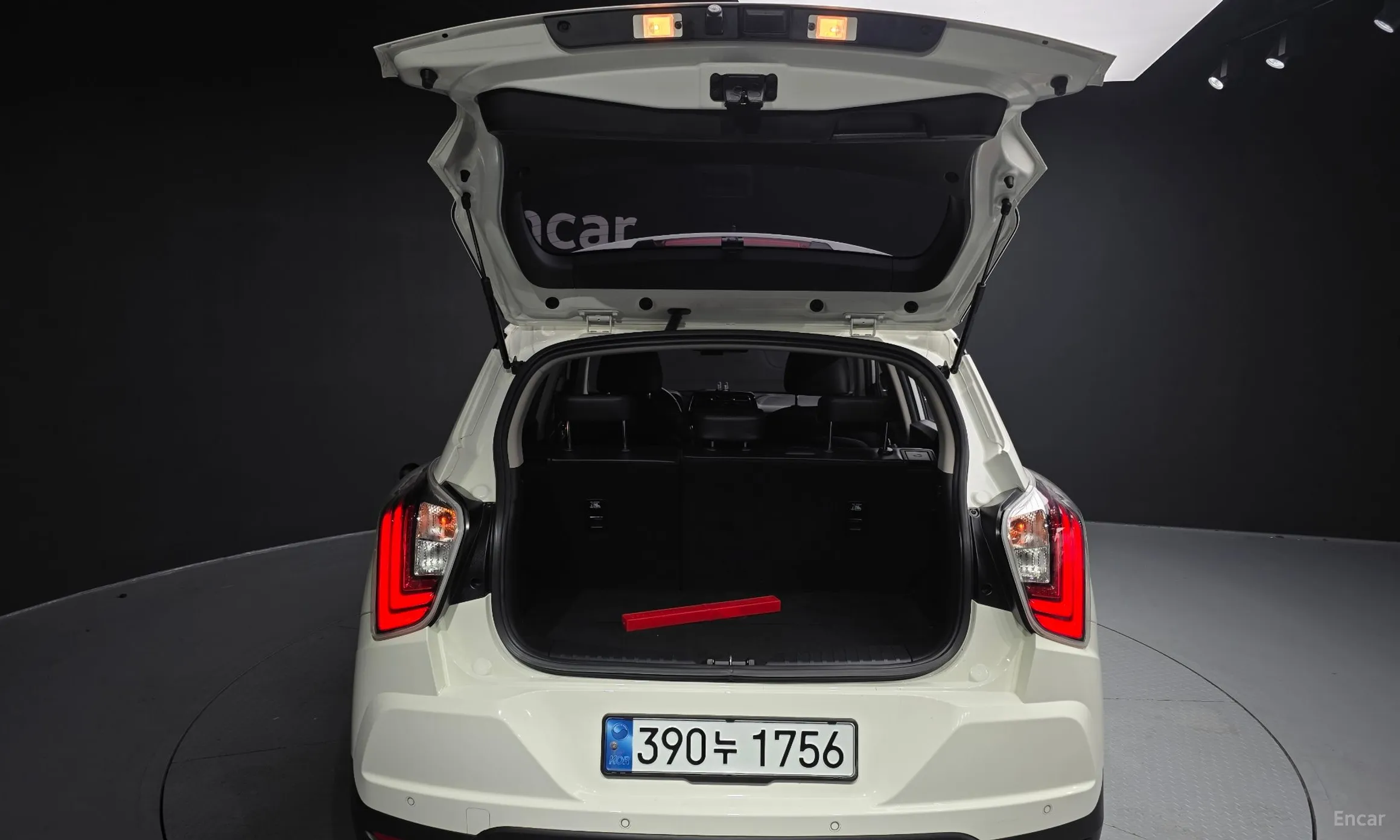 KG Mobility (SsangYong) Berry New Tivoli превью 20