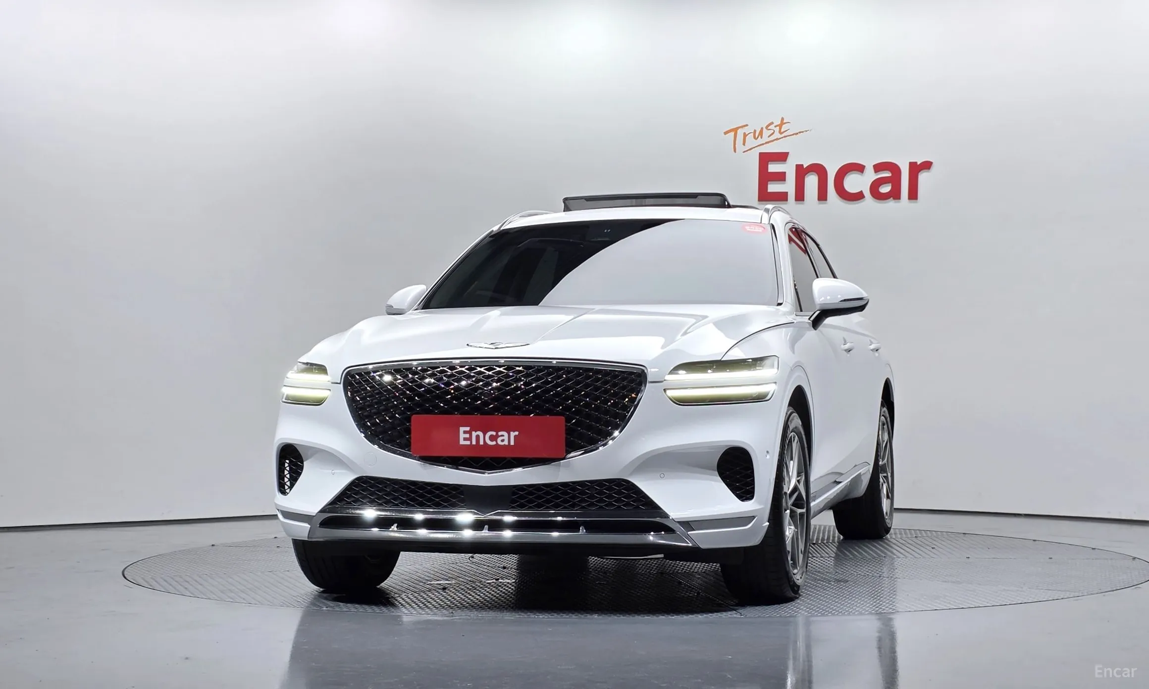 Genesis GV70 превью 3