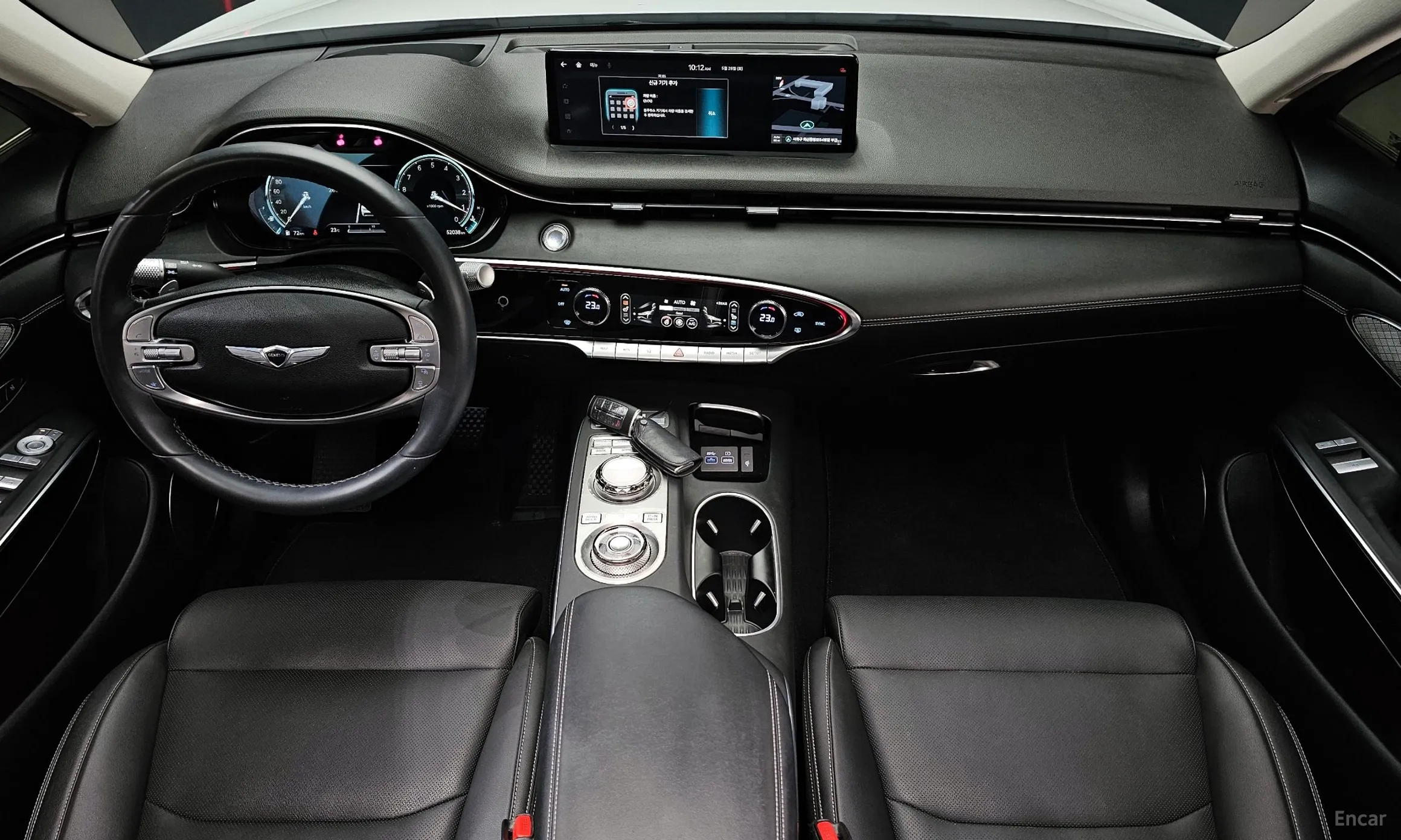 Genesis GV70 превью 7