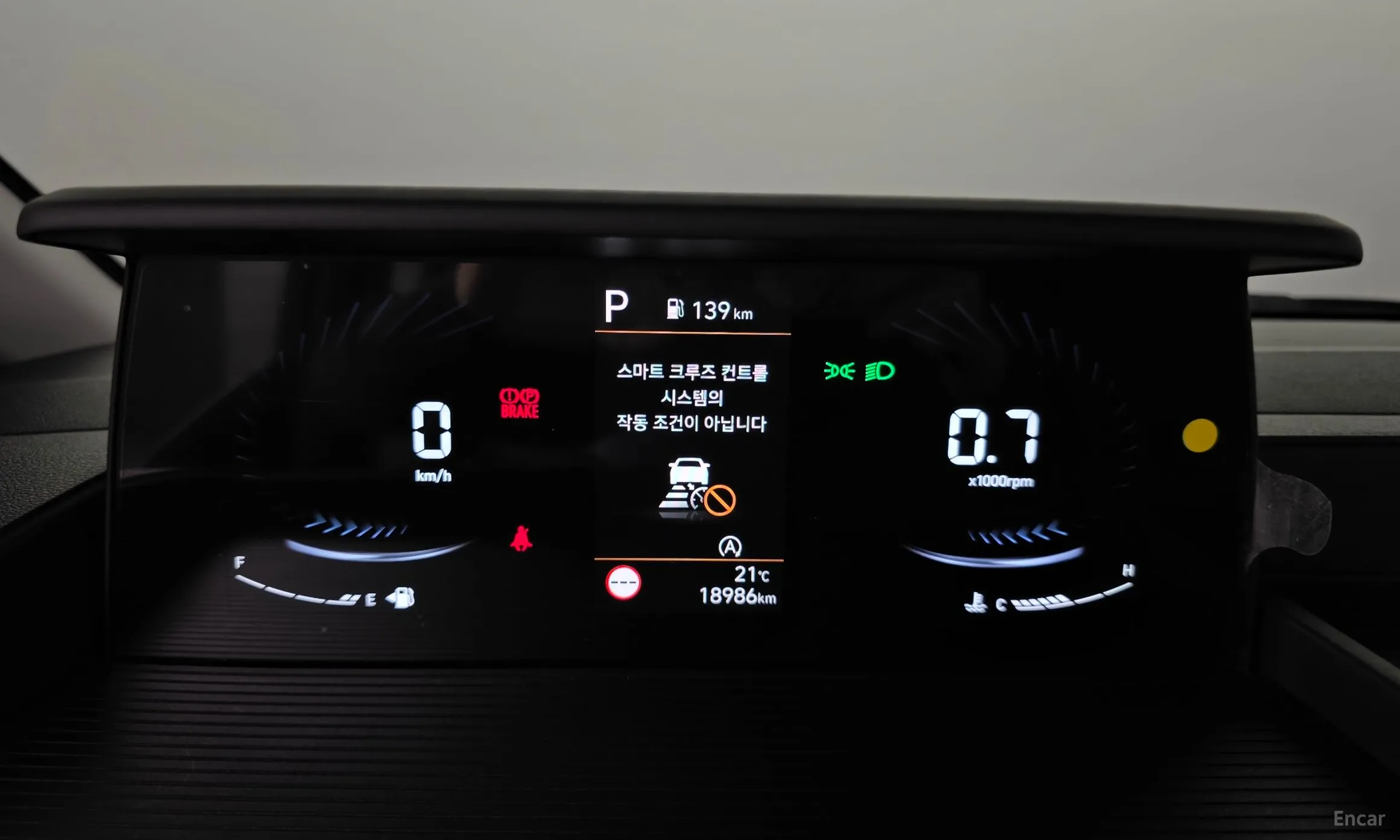 Hyundai Staria превью 8