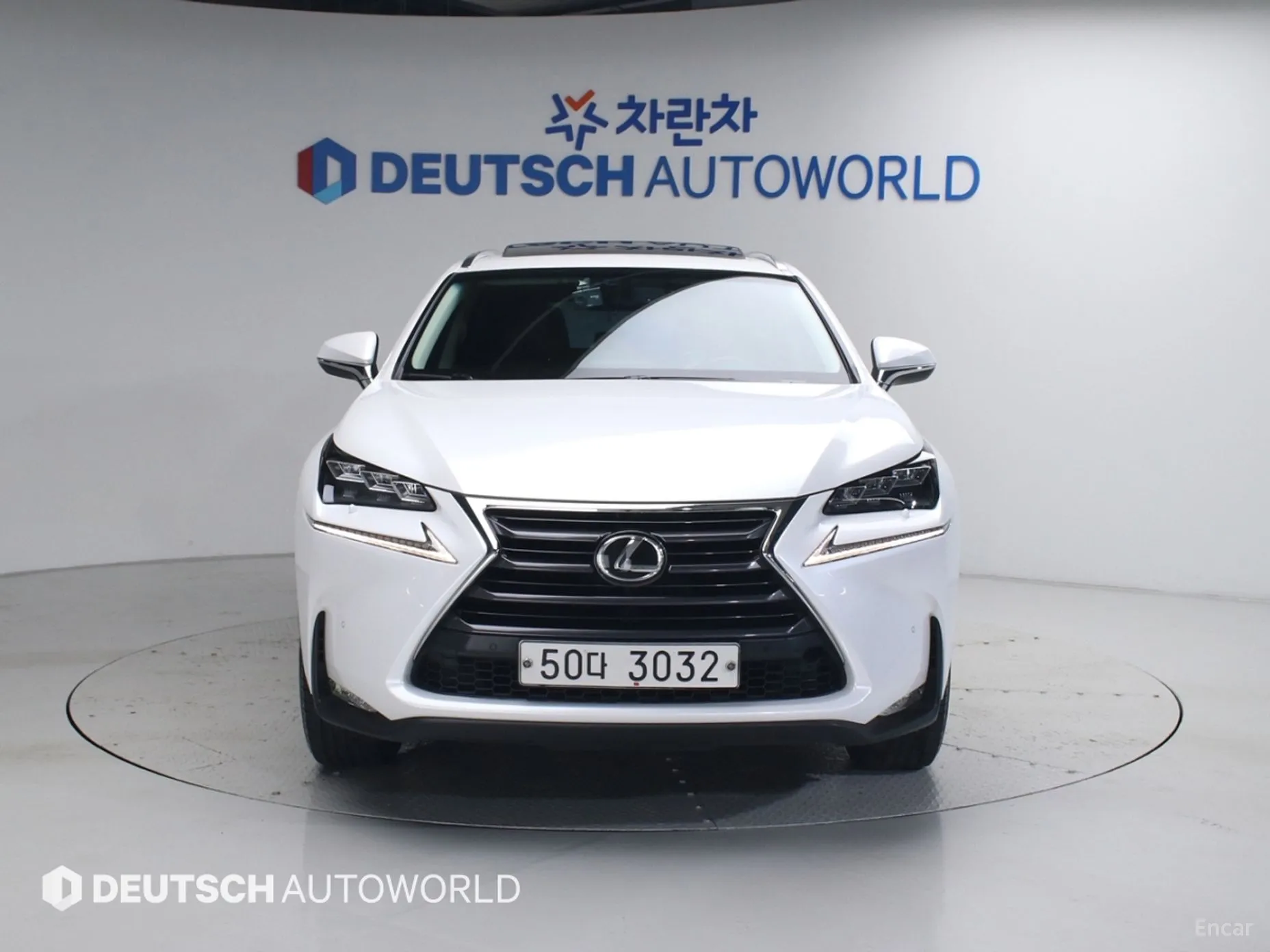 Lexus NX200t превью 3