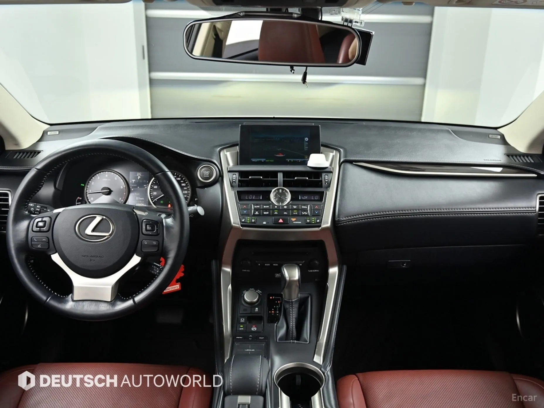 Lexus NX200t превью 7