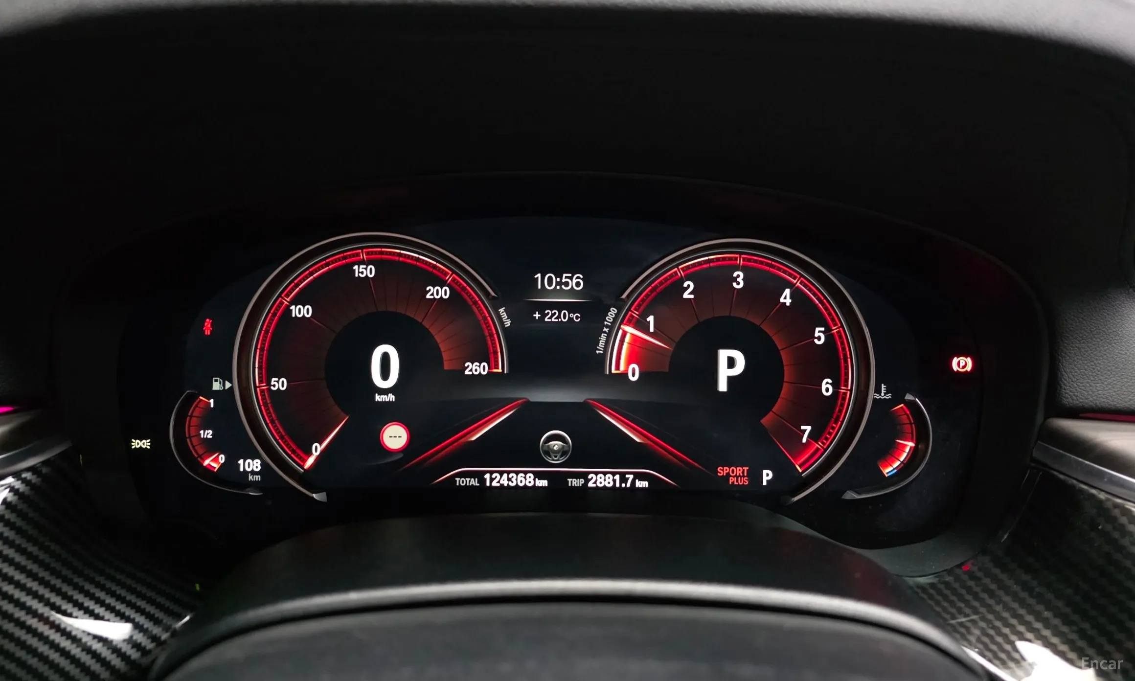 BMW 5 Series (G30) превью 8