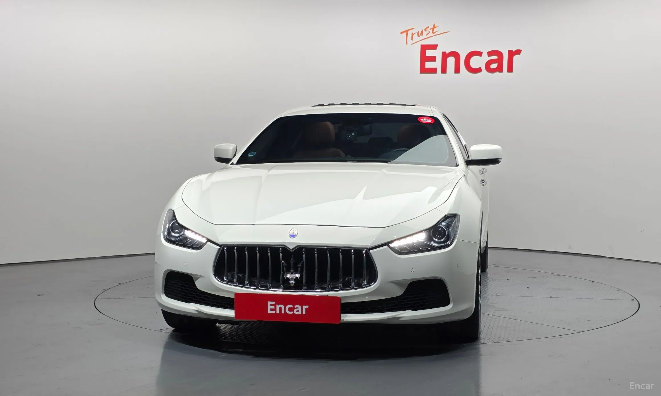 Maserati Ghibli превью 3