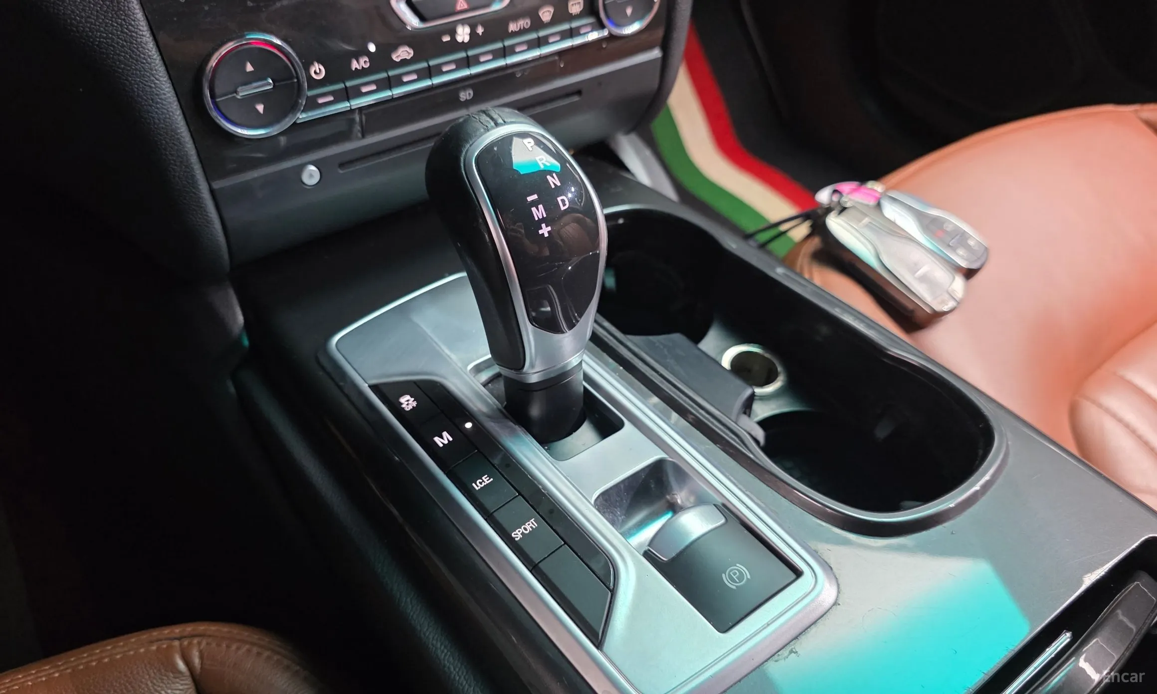 Maserati Ghibli превью 9