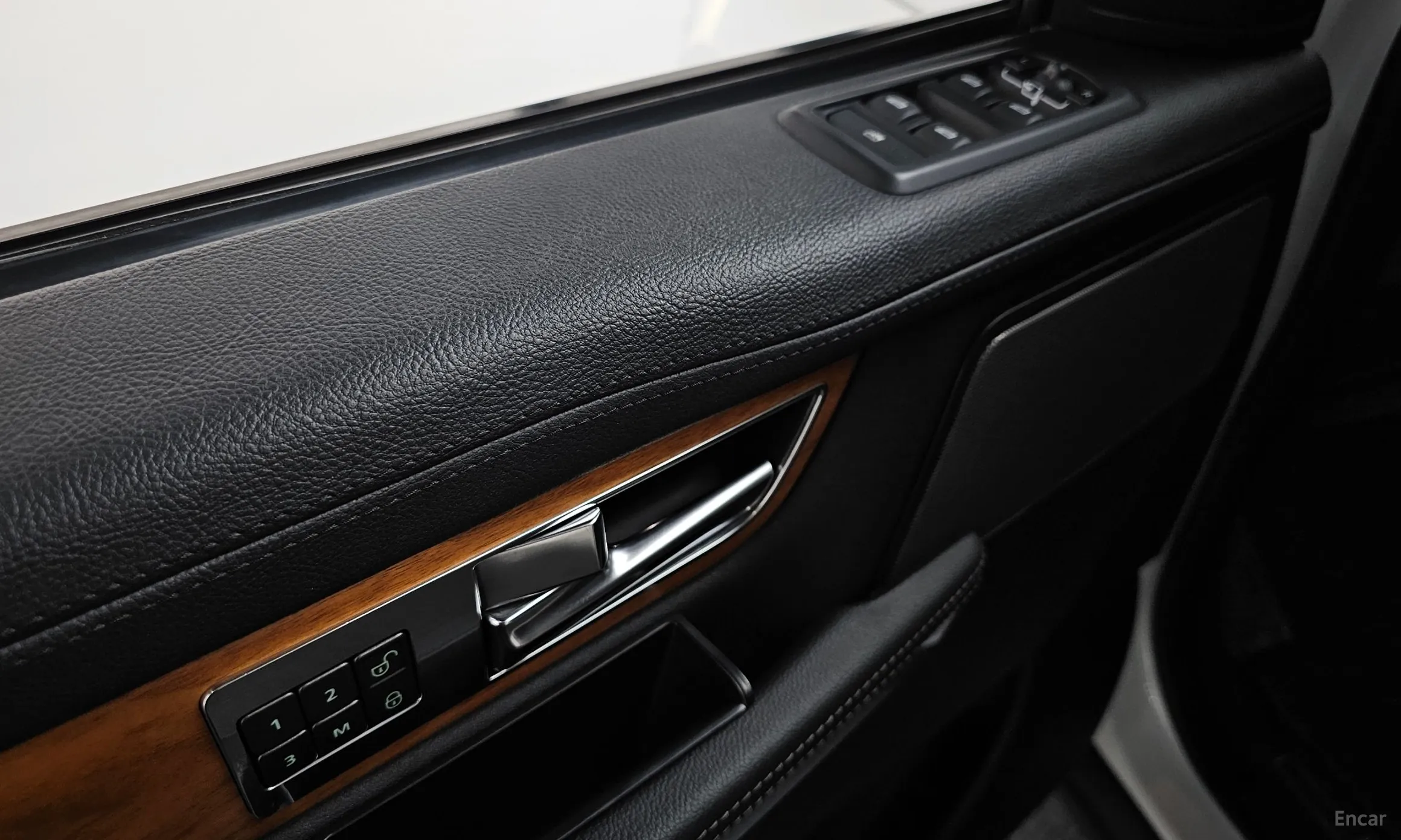 Land Rover Range Rover Sport превью 19