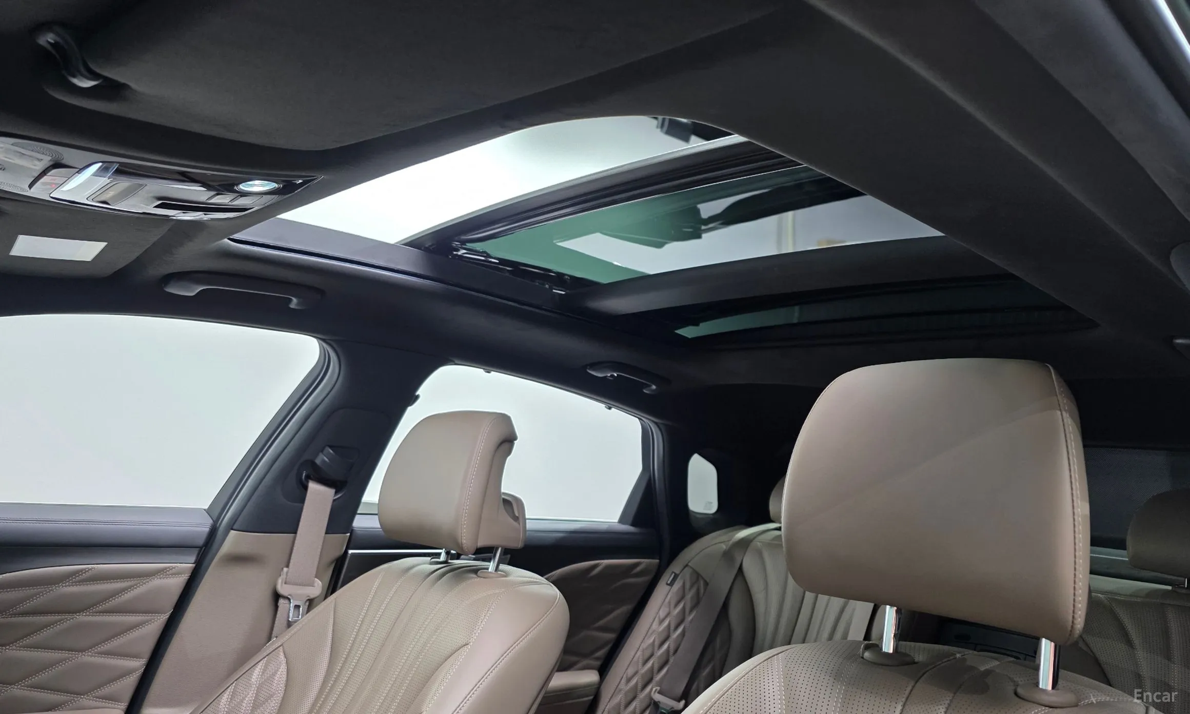 Kia K8 Hybrid превью 19
