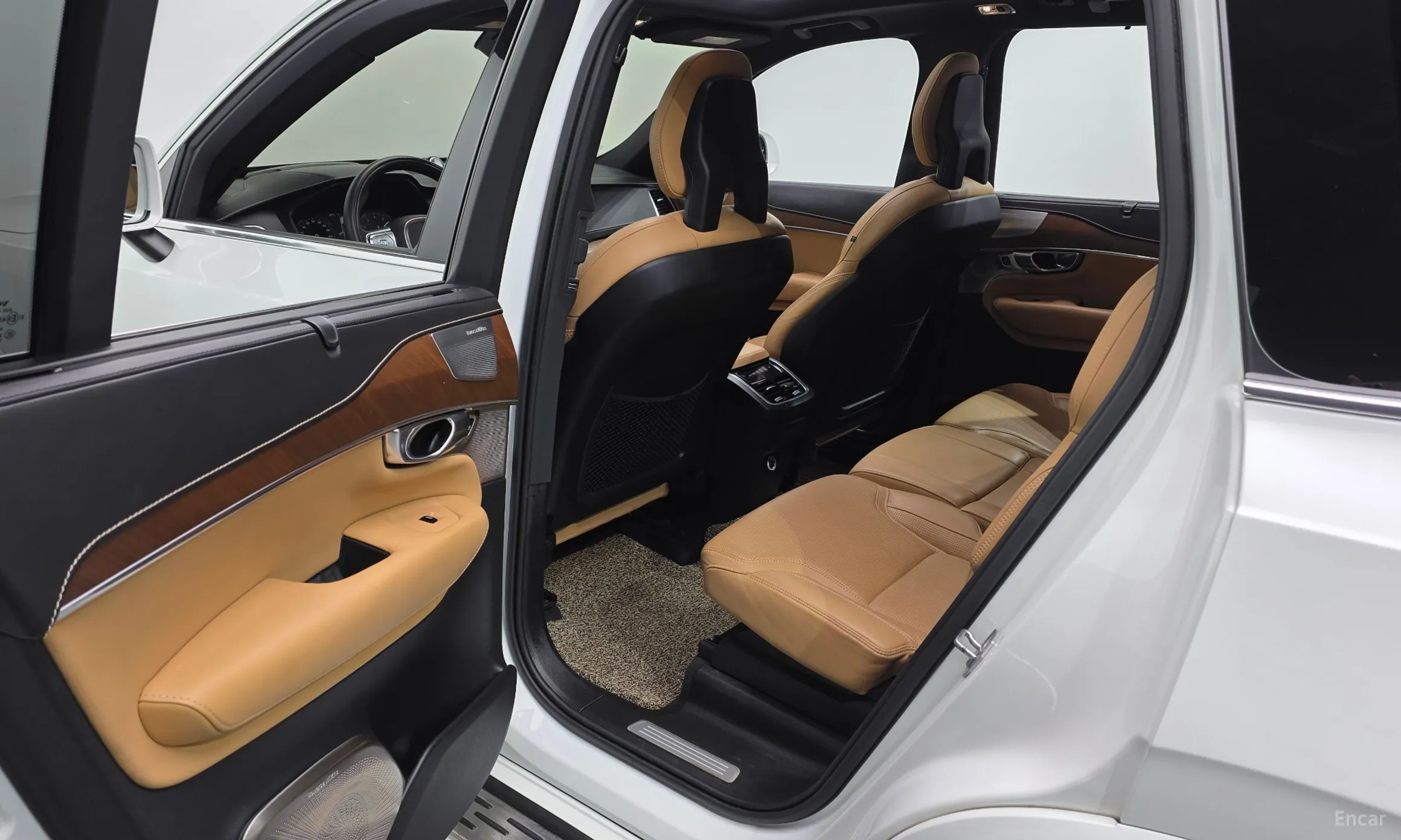 Volvo XC90 Gen 2 превью 12