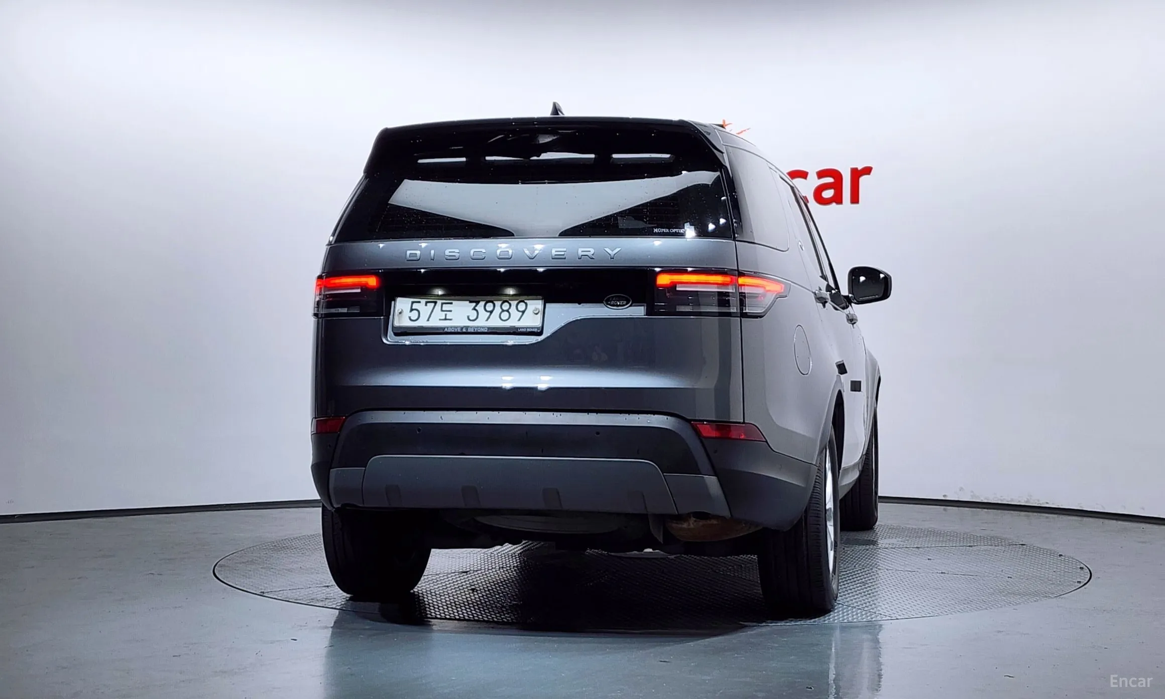 Land Rover Discovery 5 превью 4