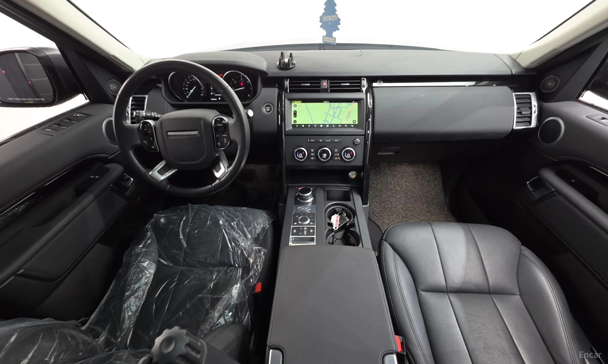 Land Rover Discovery 5 превью 7