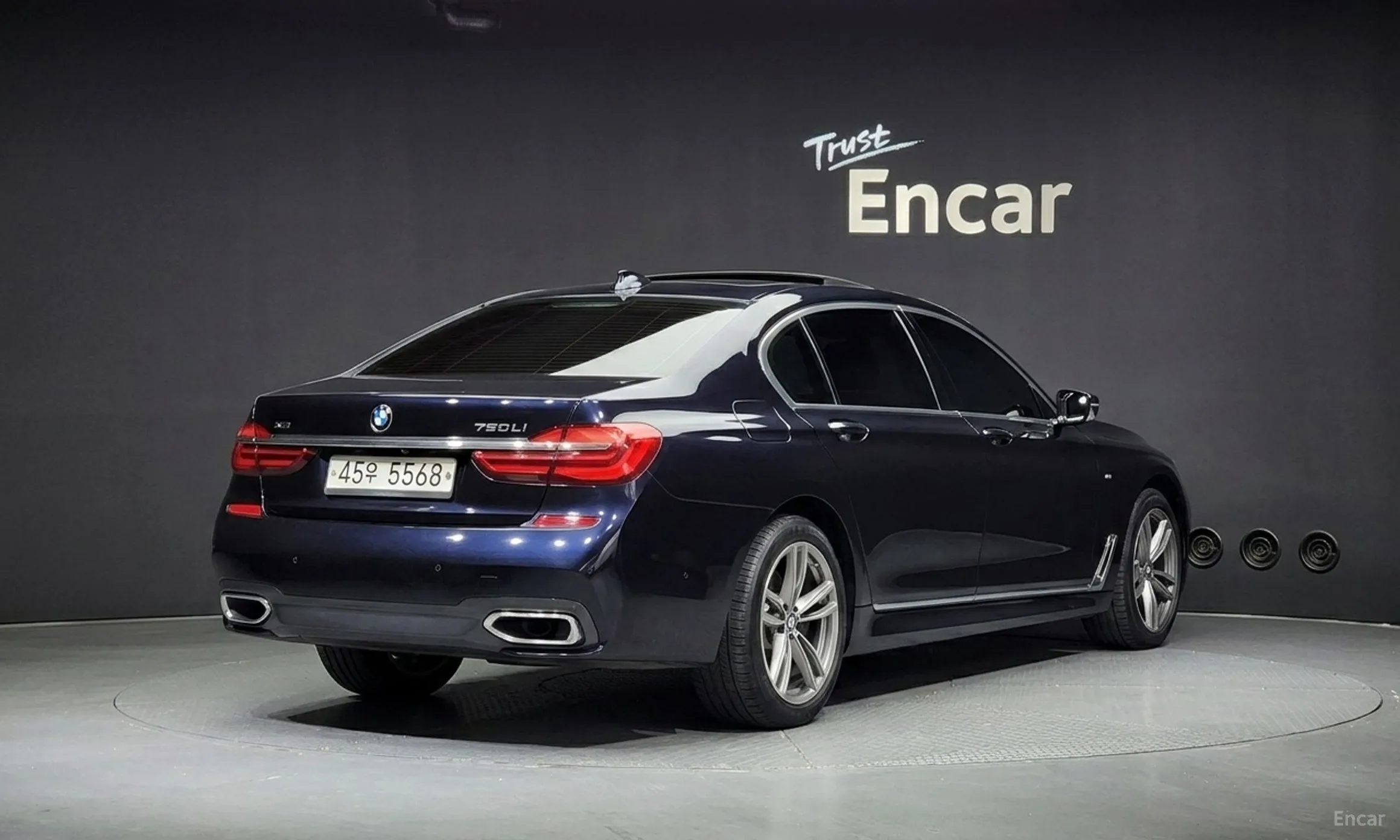BMW 7 Series (G11)