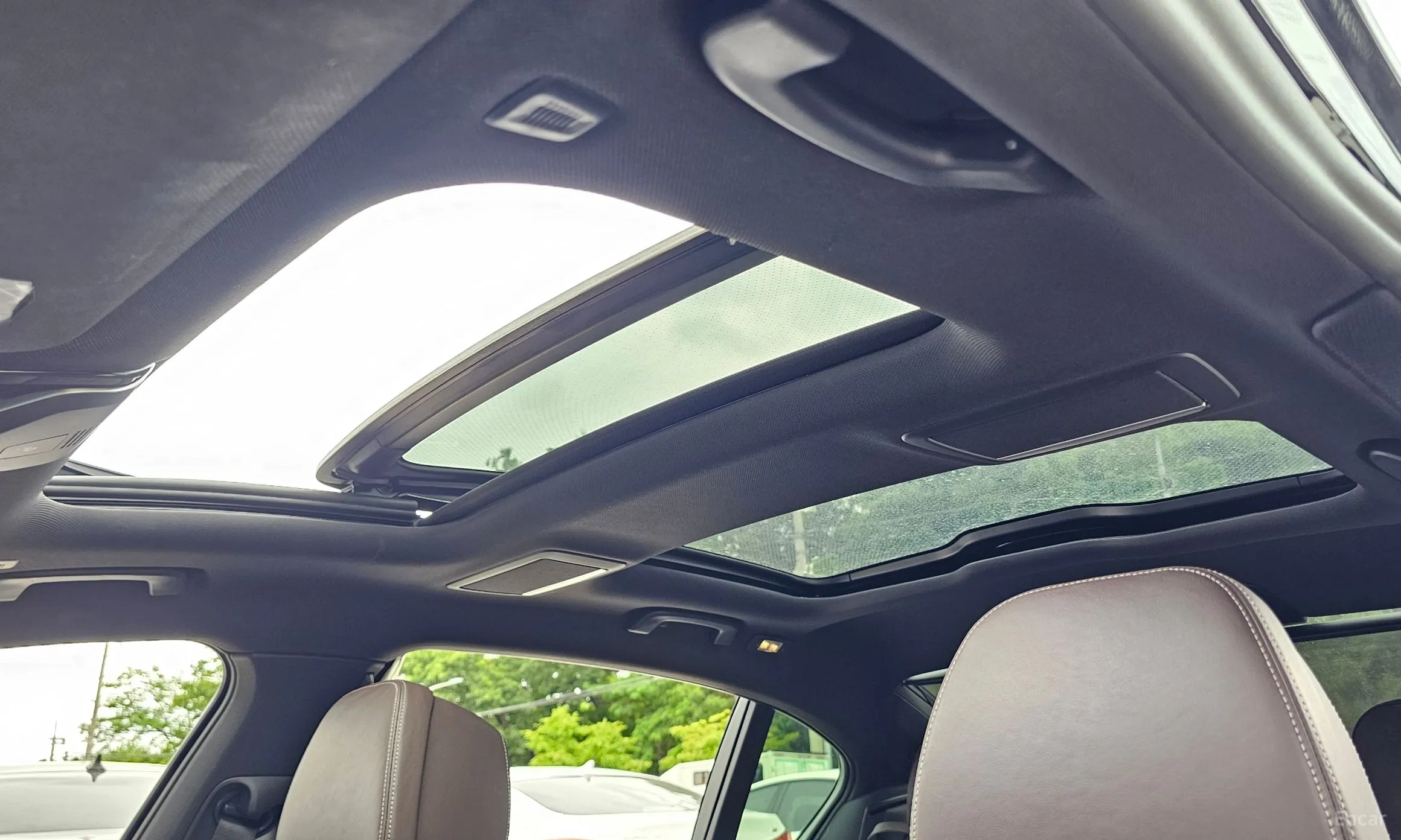 BMW 7 Series (G11) превью 17