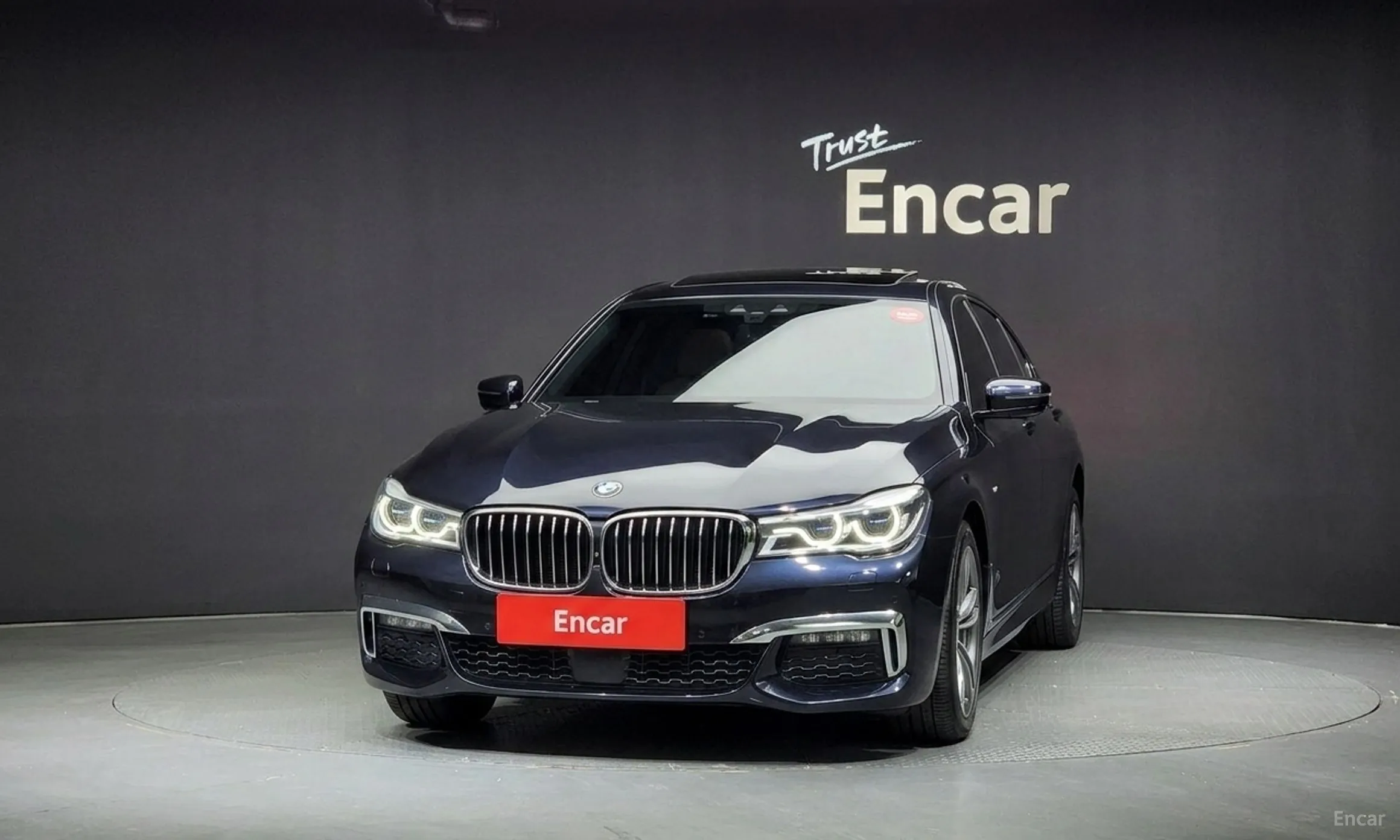 BMW 7 Series (G11) превью 3