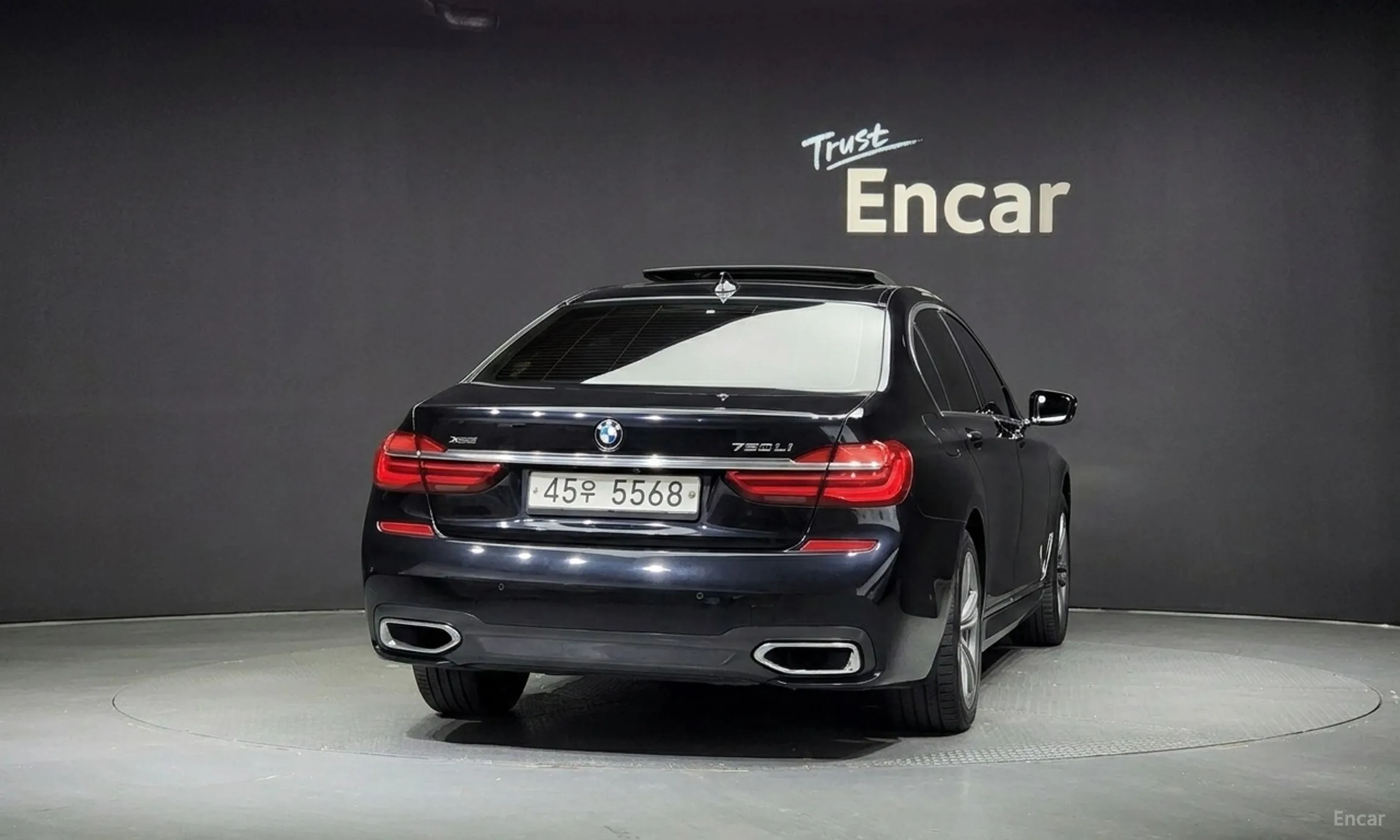 BMW 7 Series (G11) превью 4