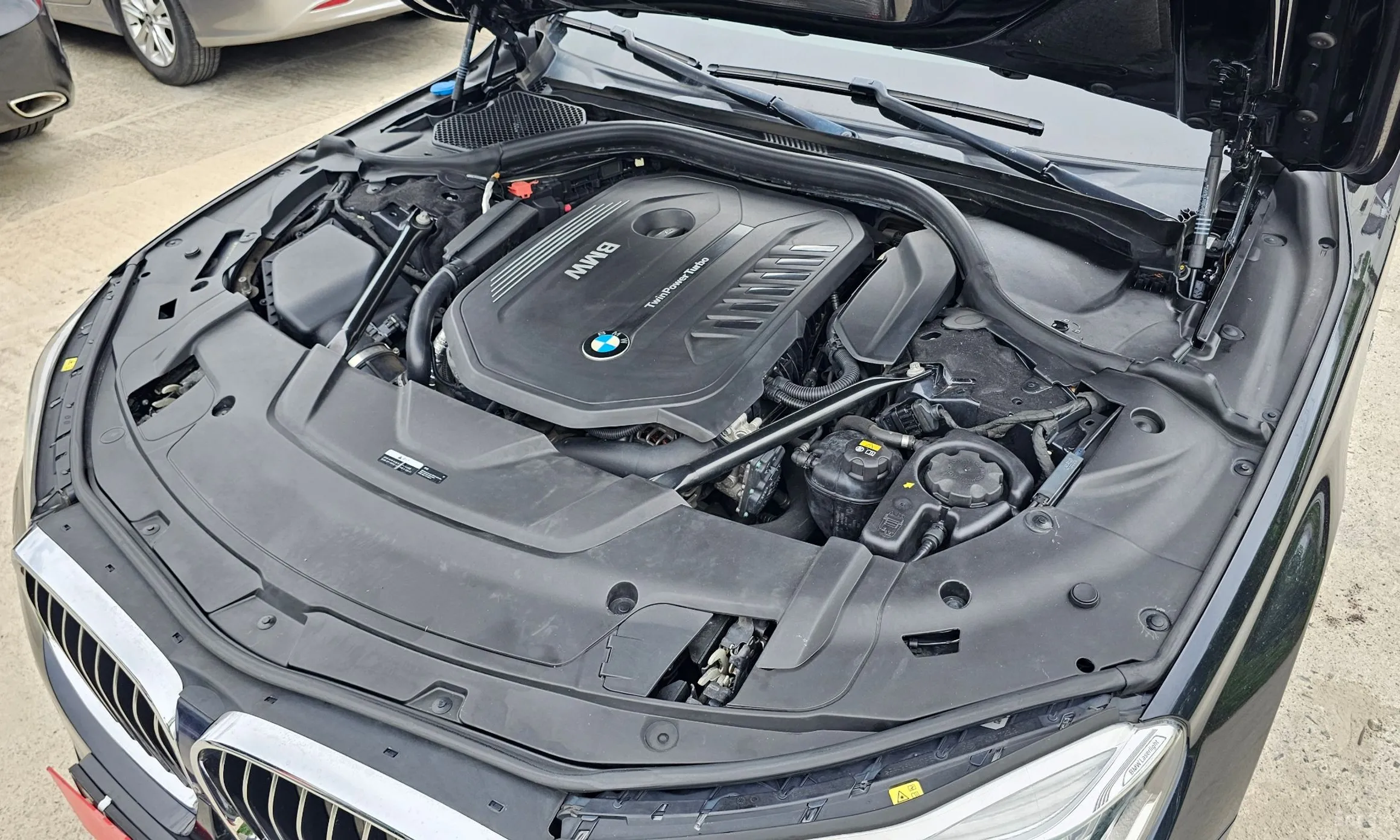 BMW 7 Series (G11) превью 6