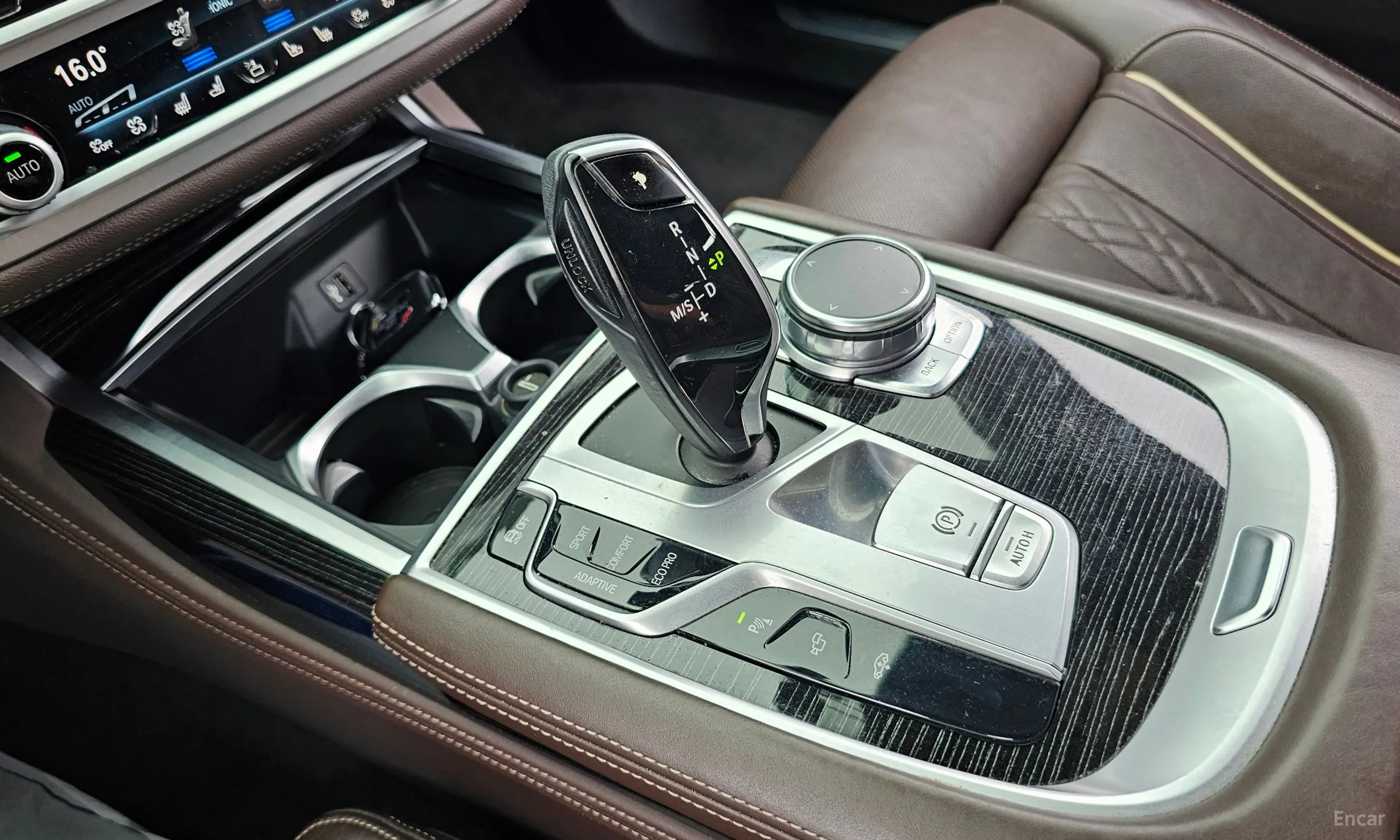 BMW 7 Series (G11) превью 9