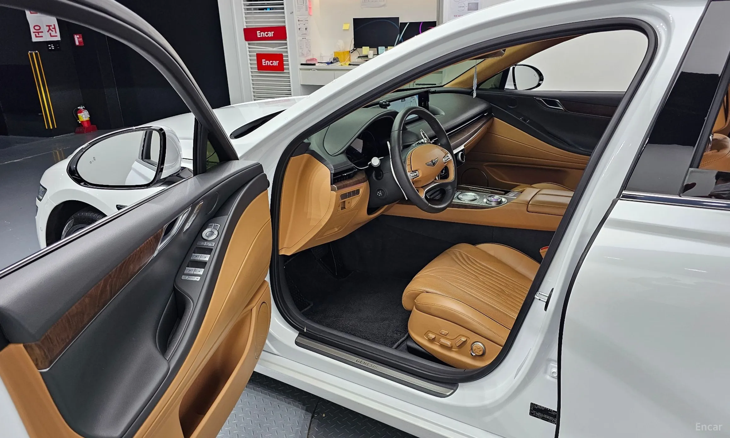 Genesis G80 (RG3) превью 10