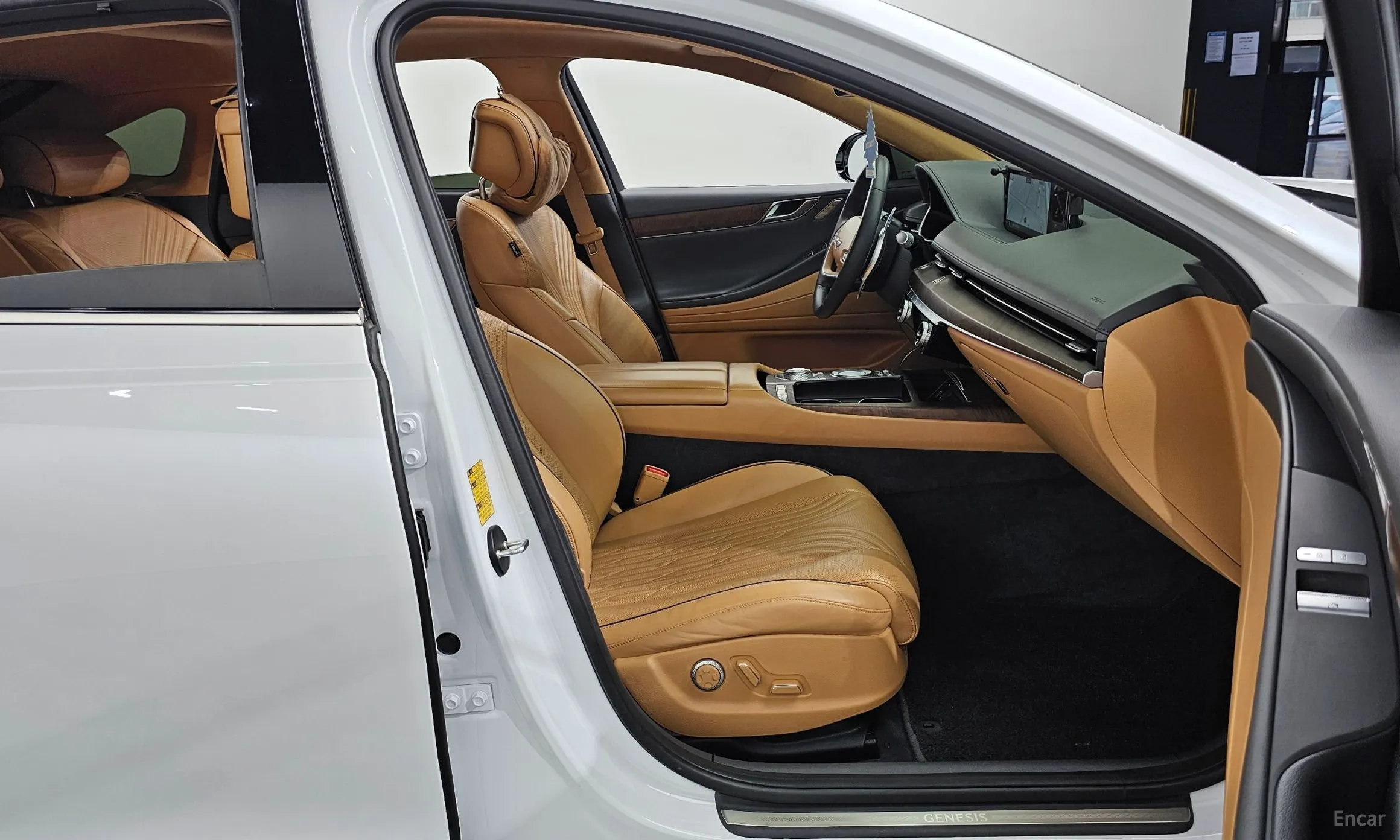 Genesis G80 (RG3) превью 11