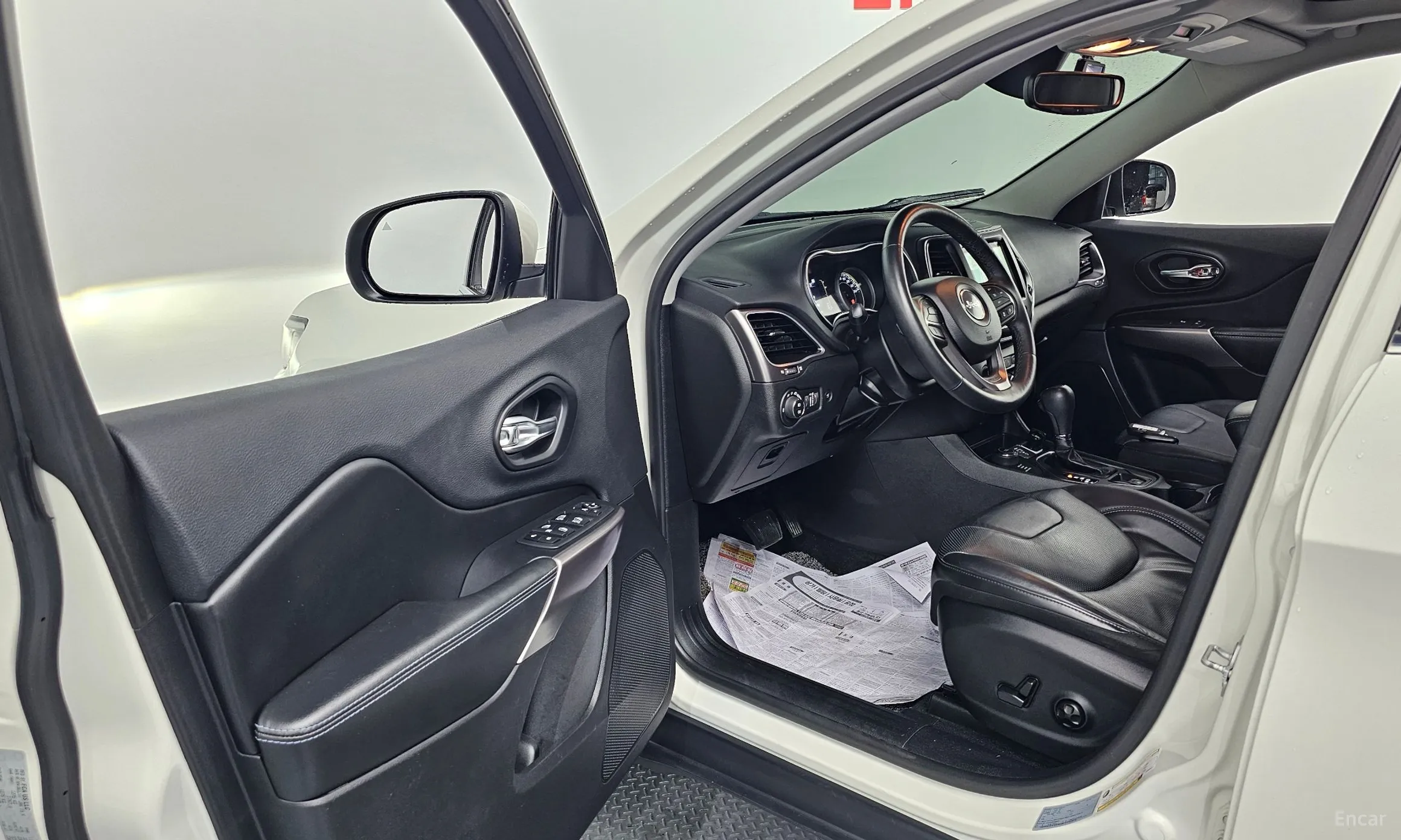 Jeep Cherokee (KL) превью 10