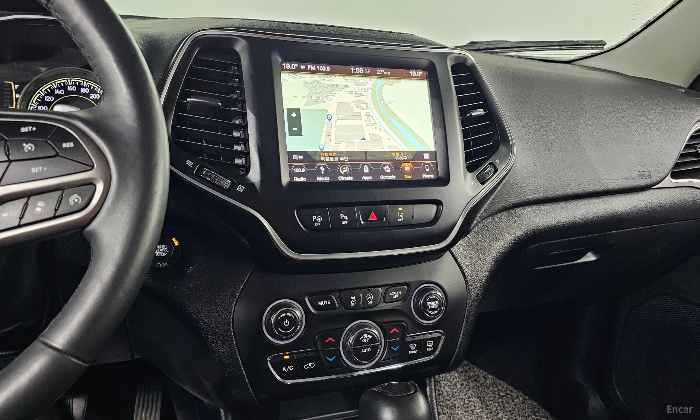 Jeep Cherokee (KL) превью 12